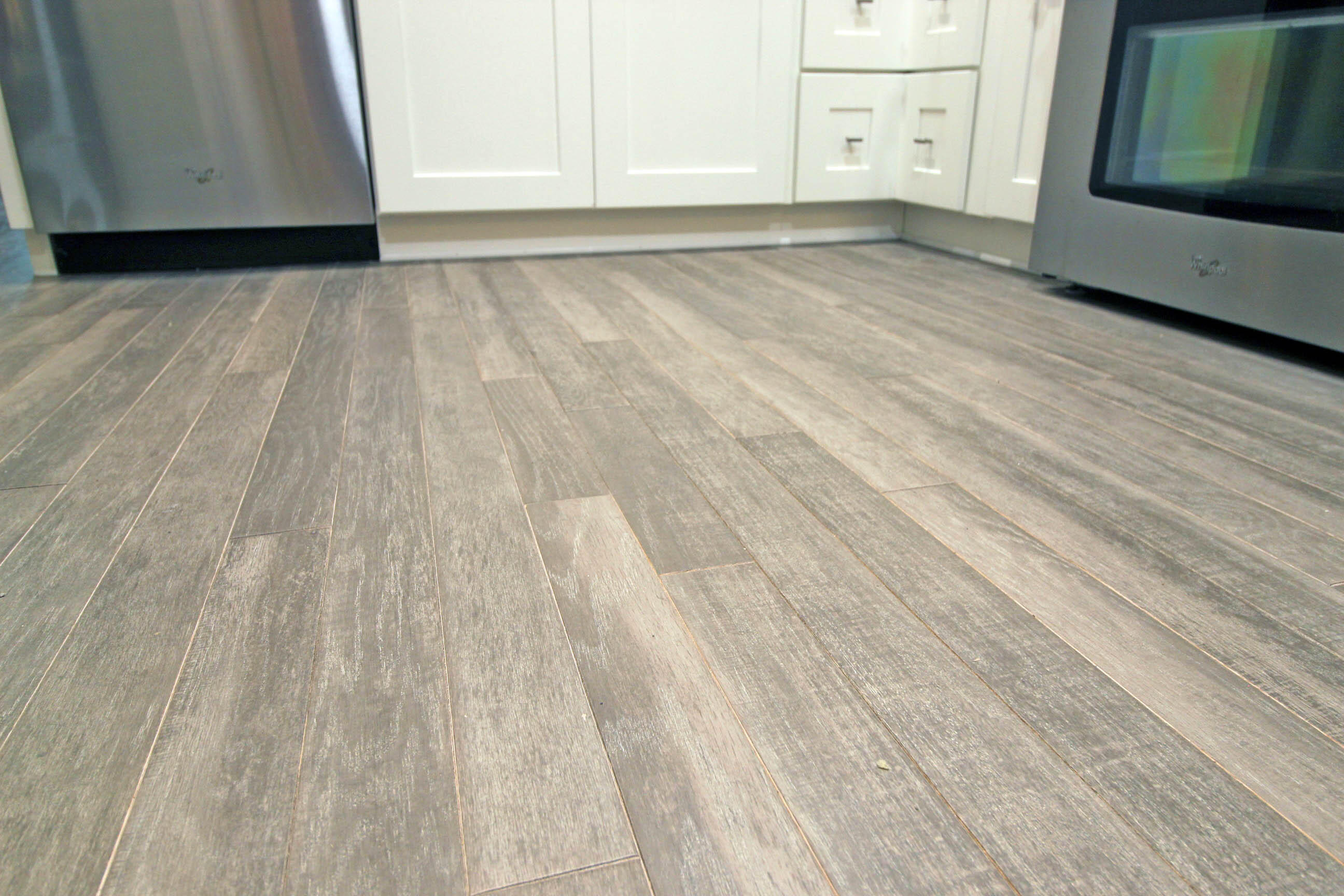 LAKE WAY VILLAS 1 - Residential