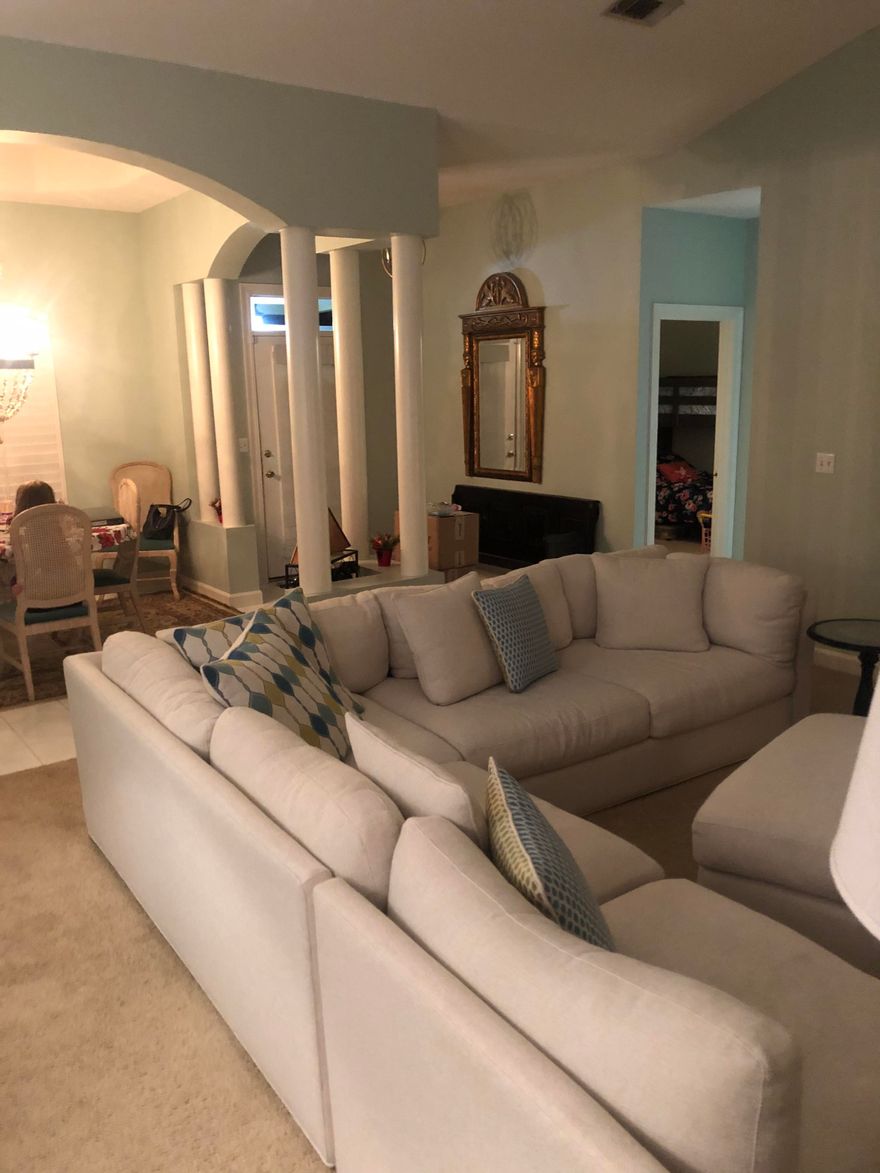 HOMEOWNER IS LICENSED REAL ESTATE AGENT!!25 ANTILLES COVE, ONE OF THE MOST DESIRABLE NEIGHBORHOODS. GAS AND WOOD BURNING FIREPLACE COMBINATION, VAULTED CEILINGS IN LIVING ROOM, TRAY CEILING IN DINNING ROOM.    OPEN FLOORPLAN. CEILING FANS IN ALL ROOMS. MANY UPGRADES.   MUST SEE!!!!!