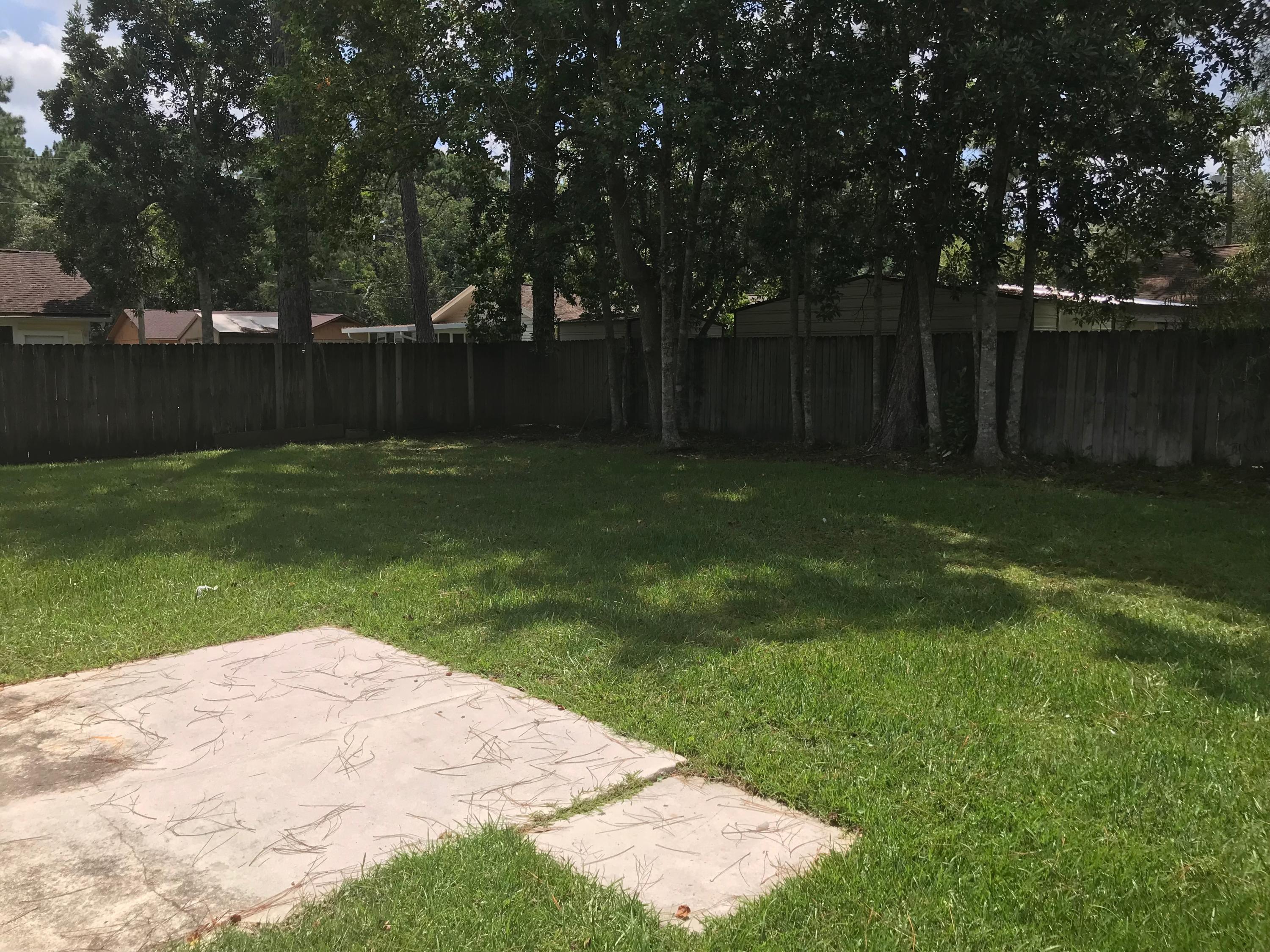 PINE MEADOWS - Residential Lease