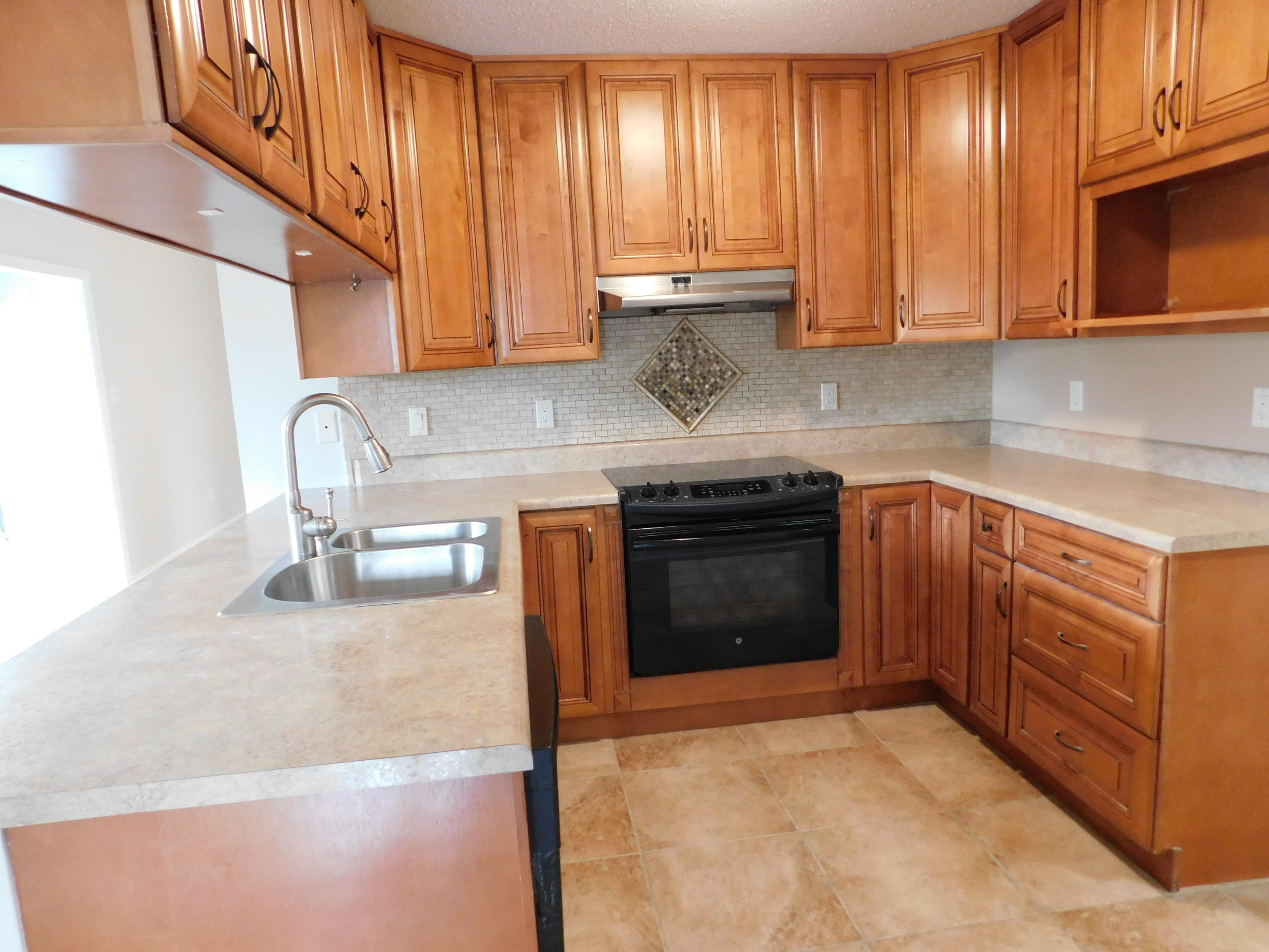 CHATEAU PRES DE LA MER - Residential