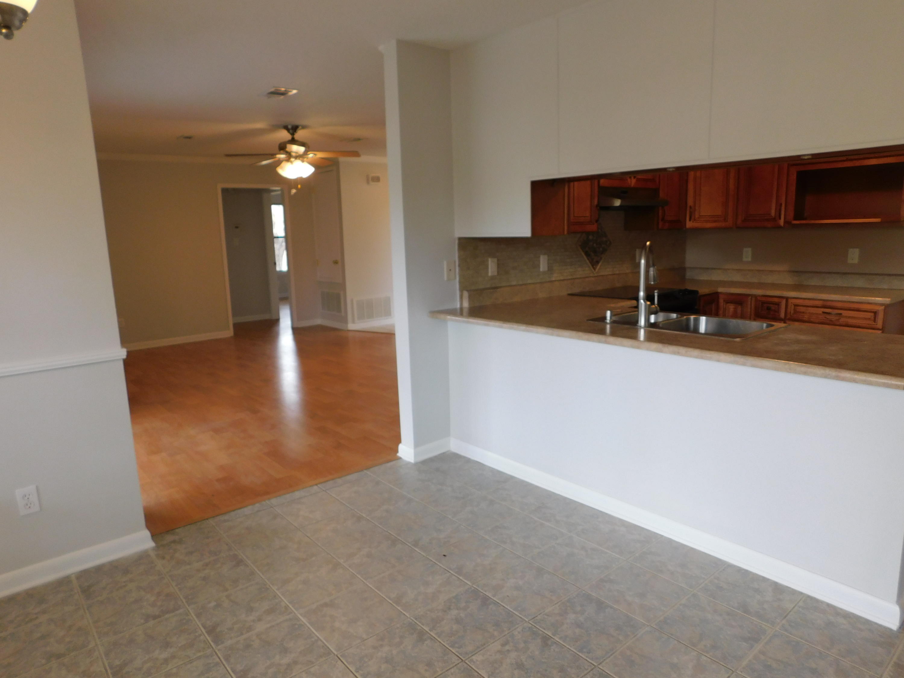 CHATEAU PRES DE LA MER - Residential