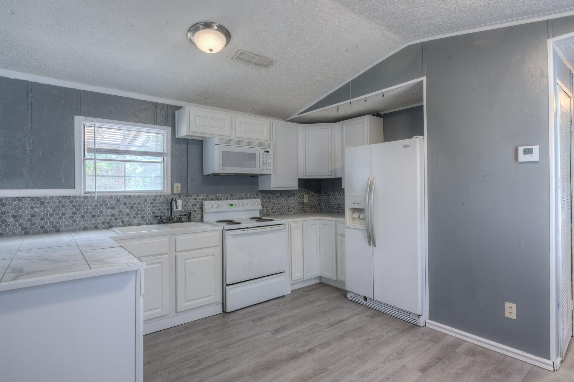 BARBAROSA TERRITORY - Residential