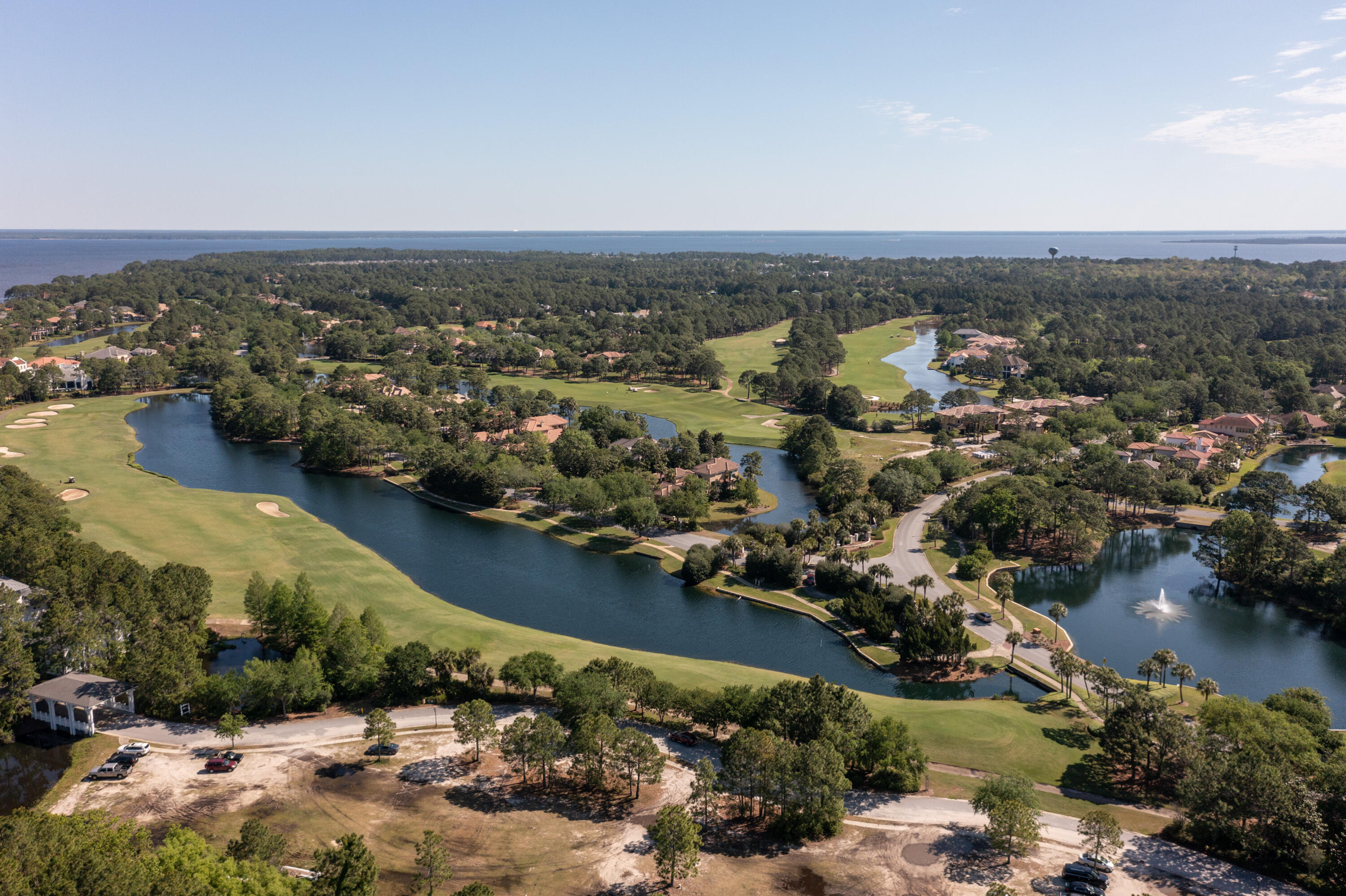 BAHIA CONDO - Residential