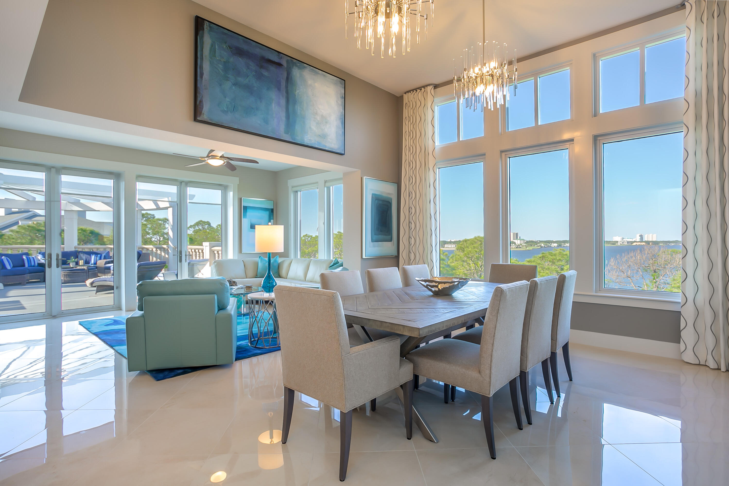 BAHIA CONDO - Residential