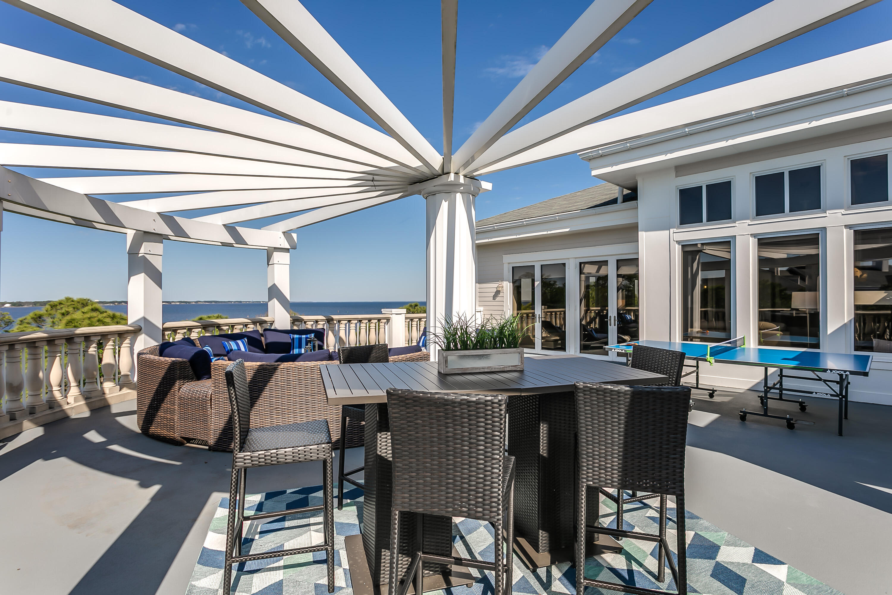 BAHIA CONDO - Residential