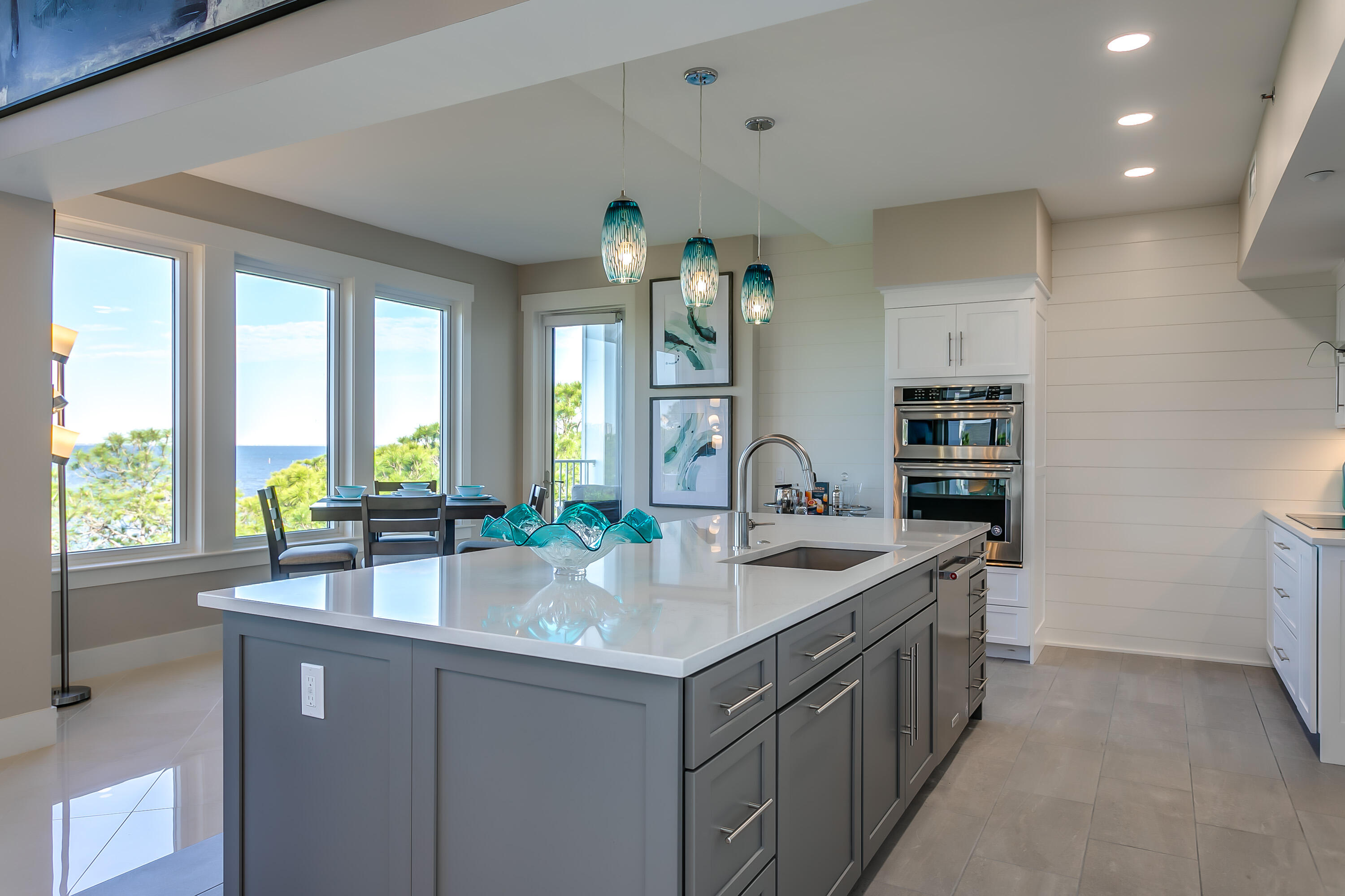 BAHIA CONDO - Residential
