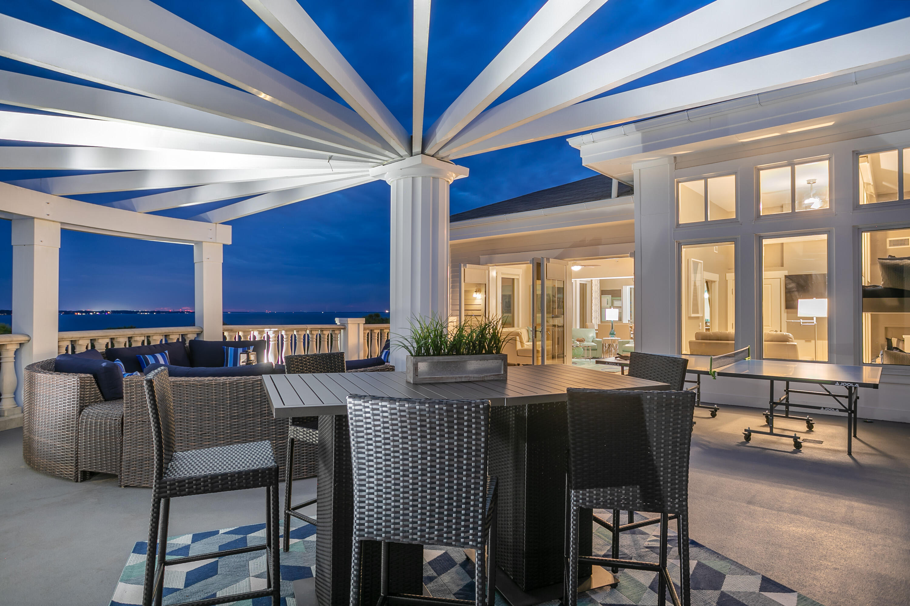 BAHIA CONDO - Residential