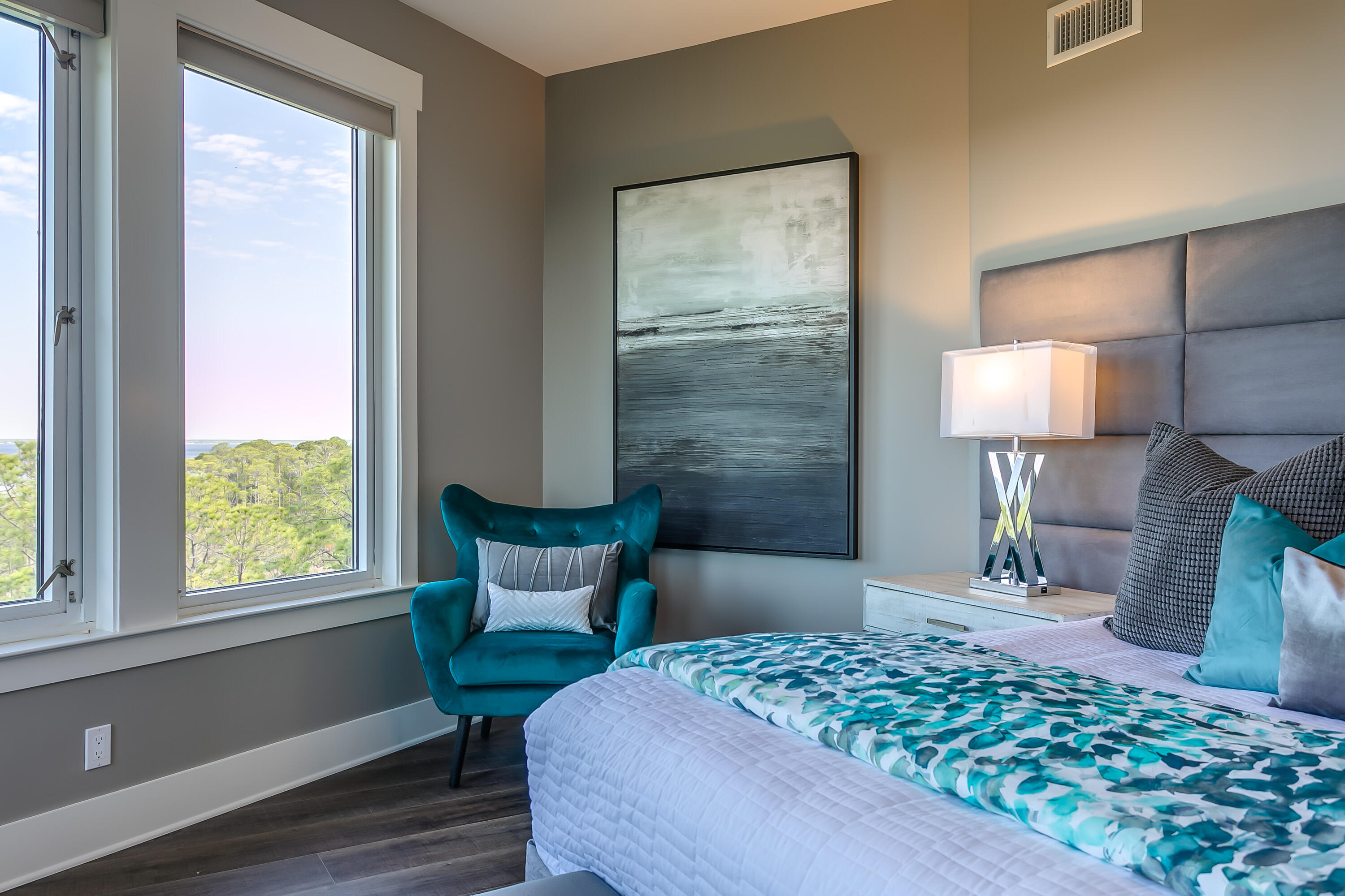 BAHIA CONDO - Residential