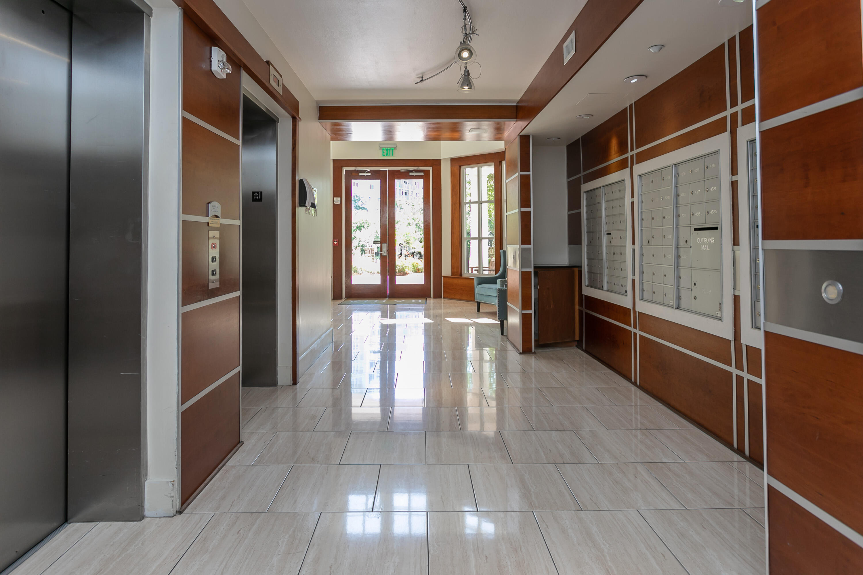 BAHIA CONDO - Residential