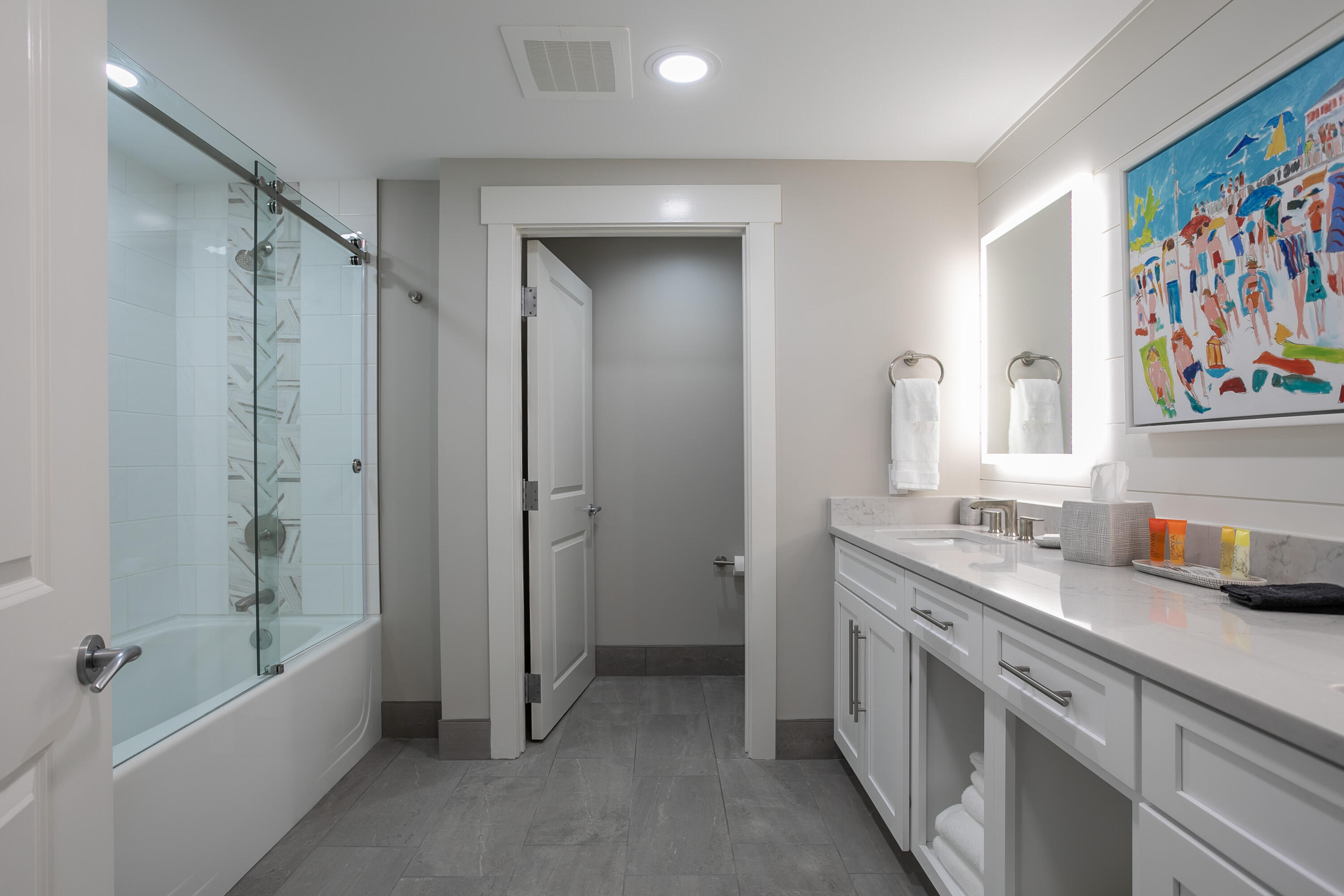 BAHIA CONDO - Residential