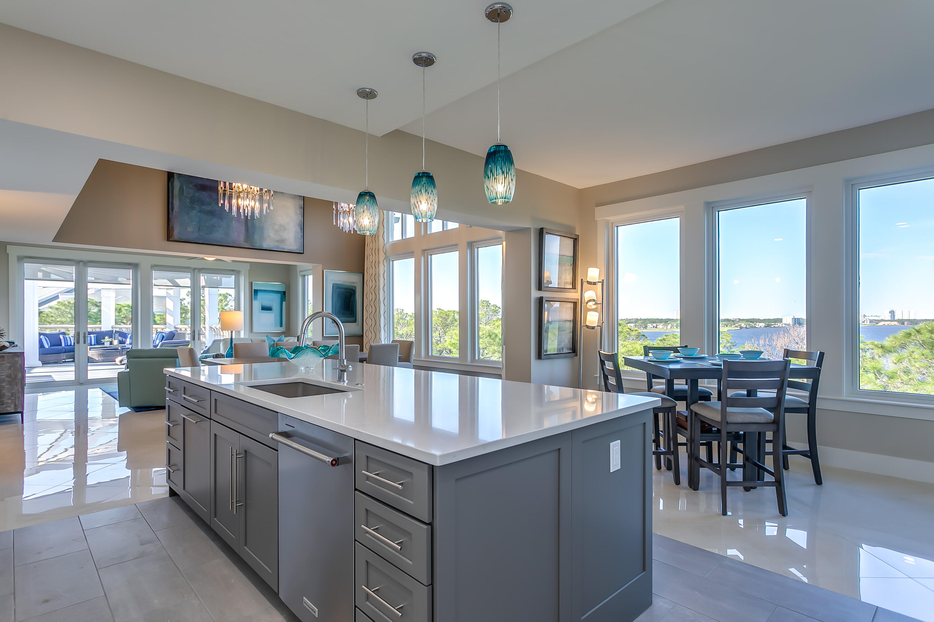 BAHIA CONDO - Residential