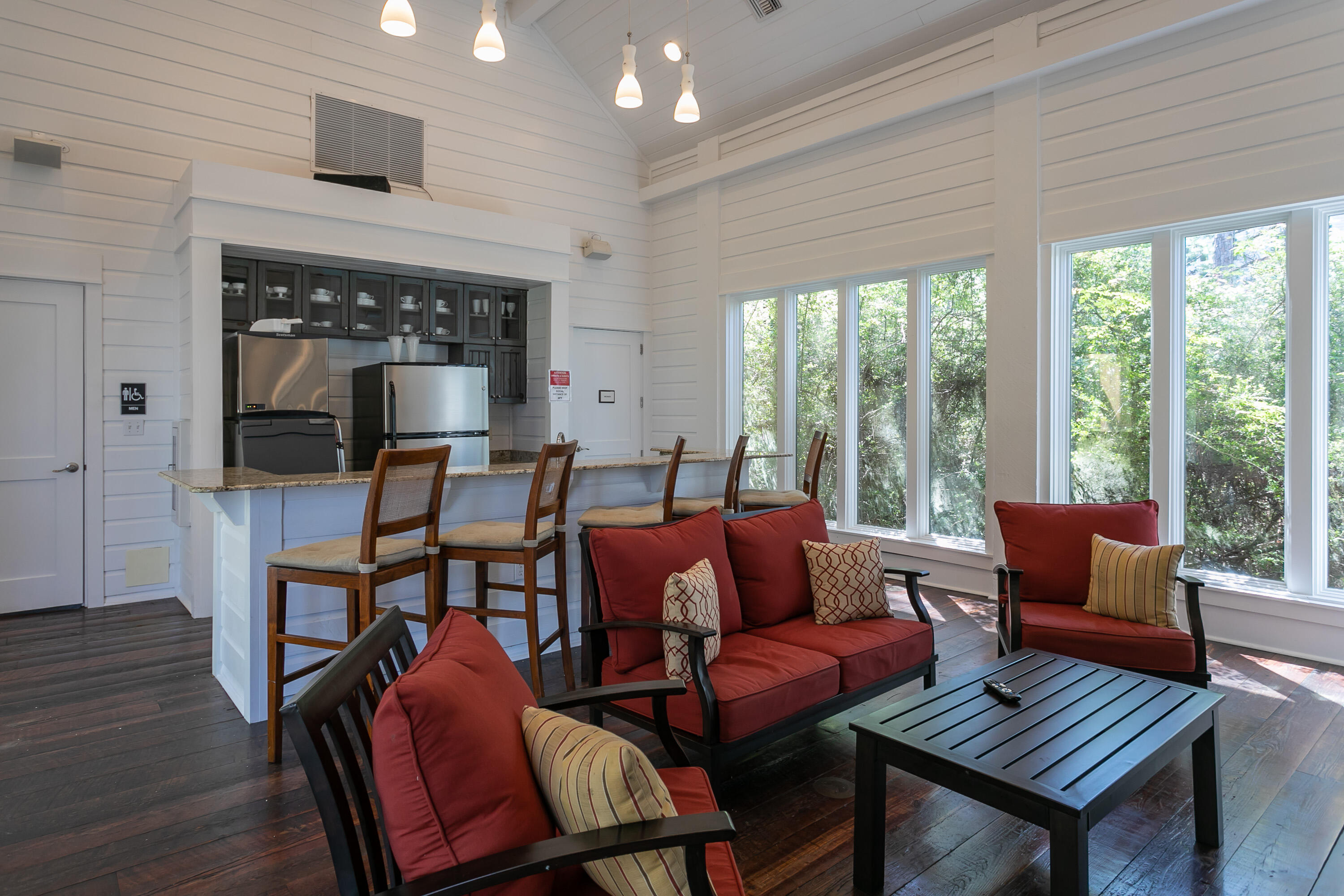 BAHIA CONDO - Residential