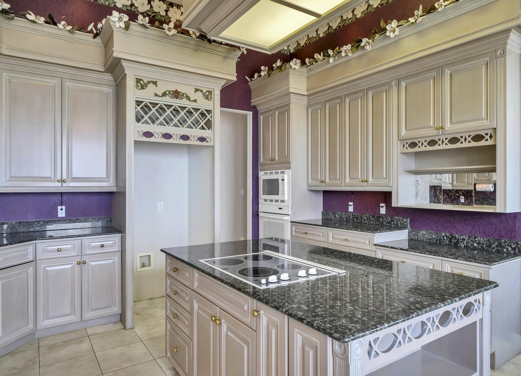 SUNSET BAY - Residential