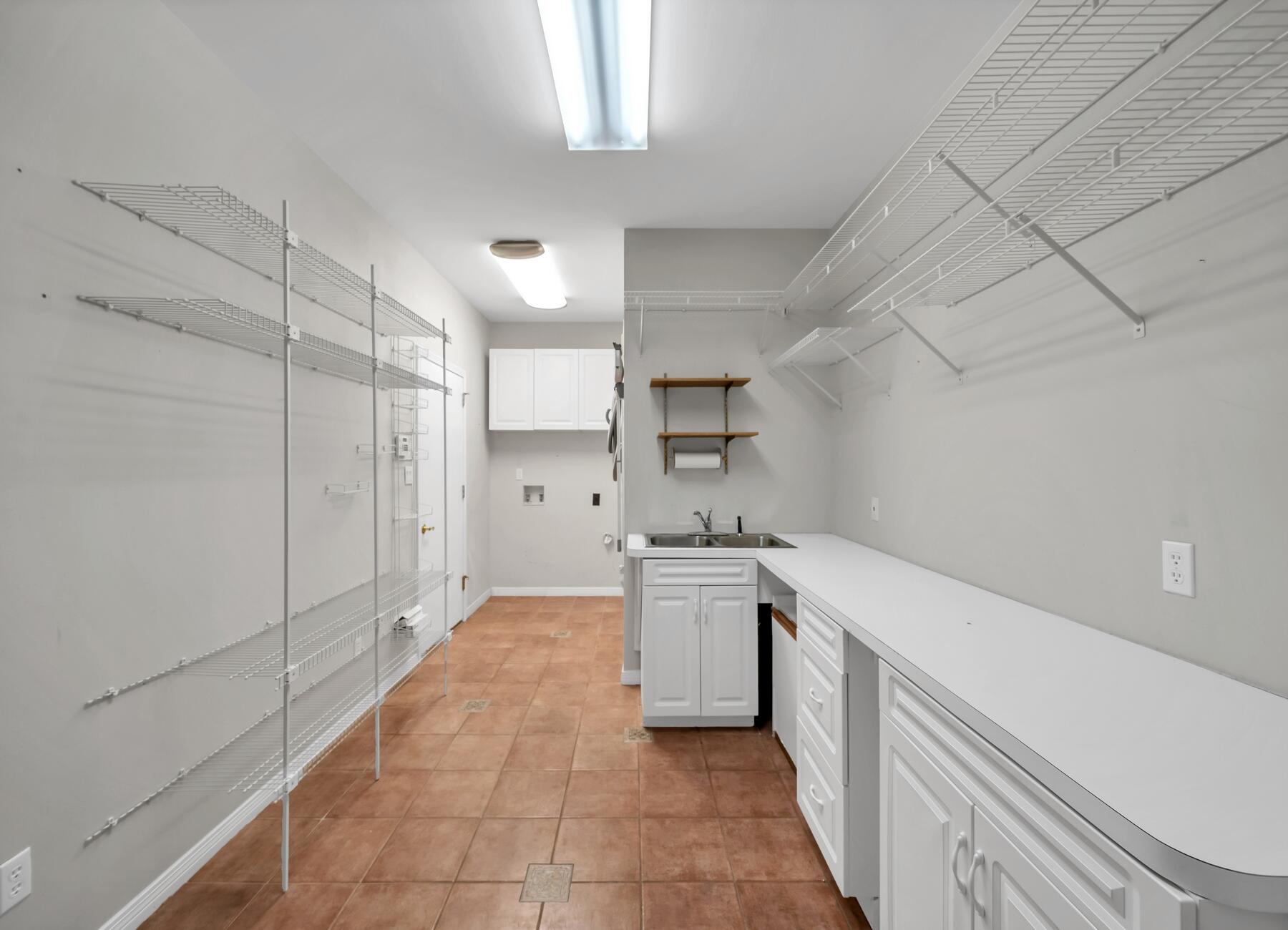 SUNSET BAY - Residential