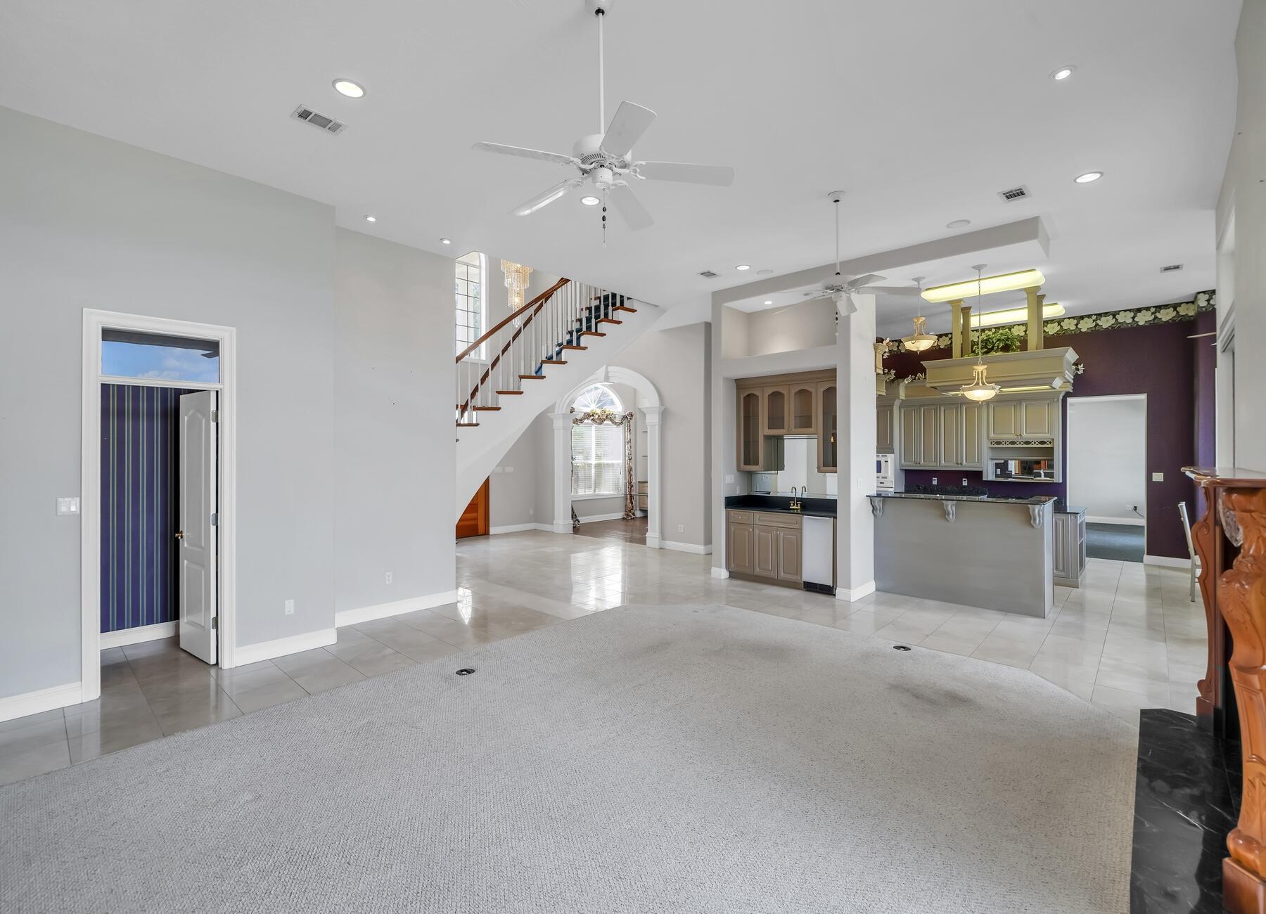 SUNSET BAY - Residential