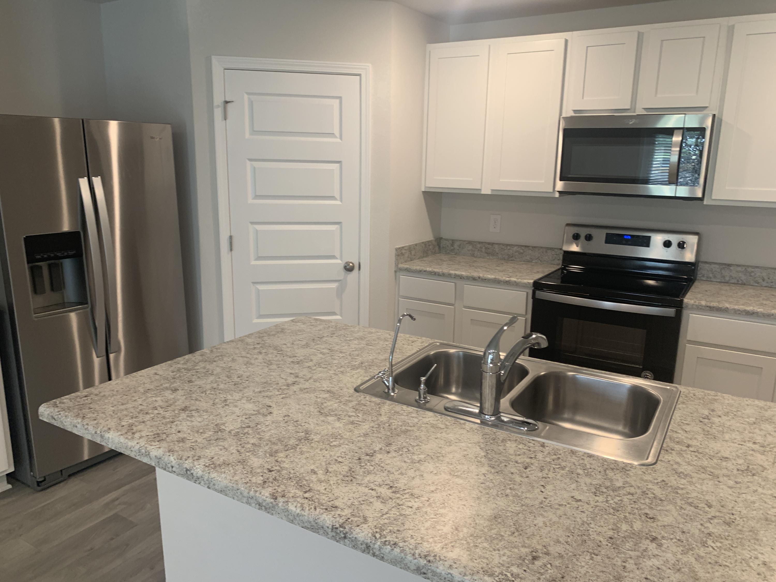 MILL COTTAGES AT HAMMOCK BAY - Residential Lease