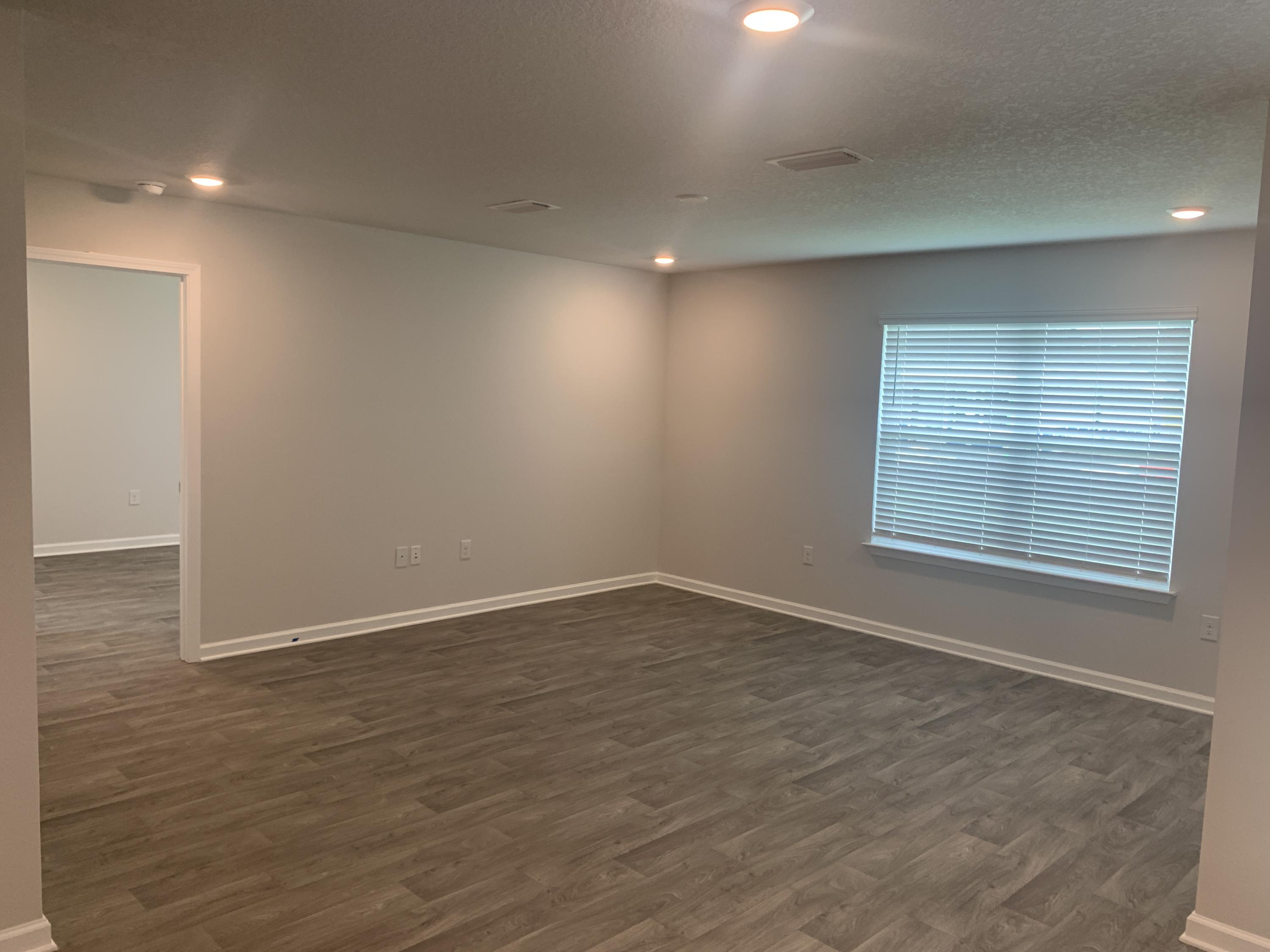 MILL COTTAGES AT HAMMOCK BAY - Residential Lease