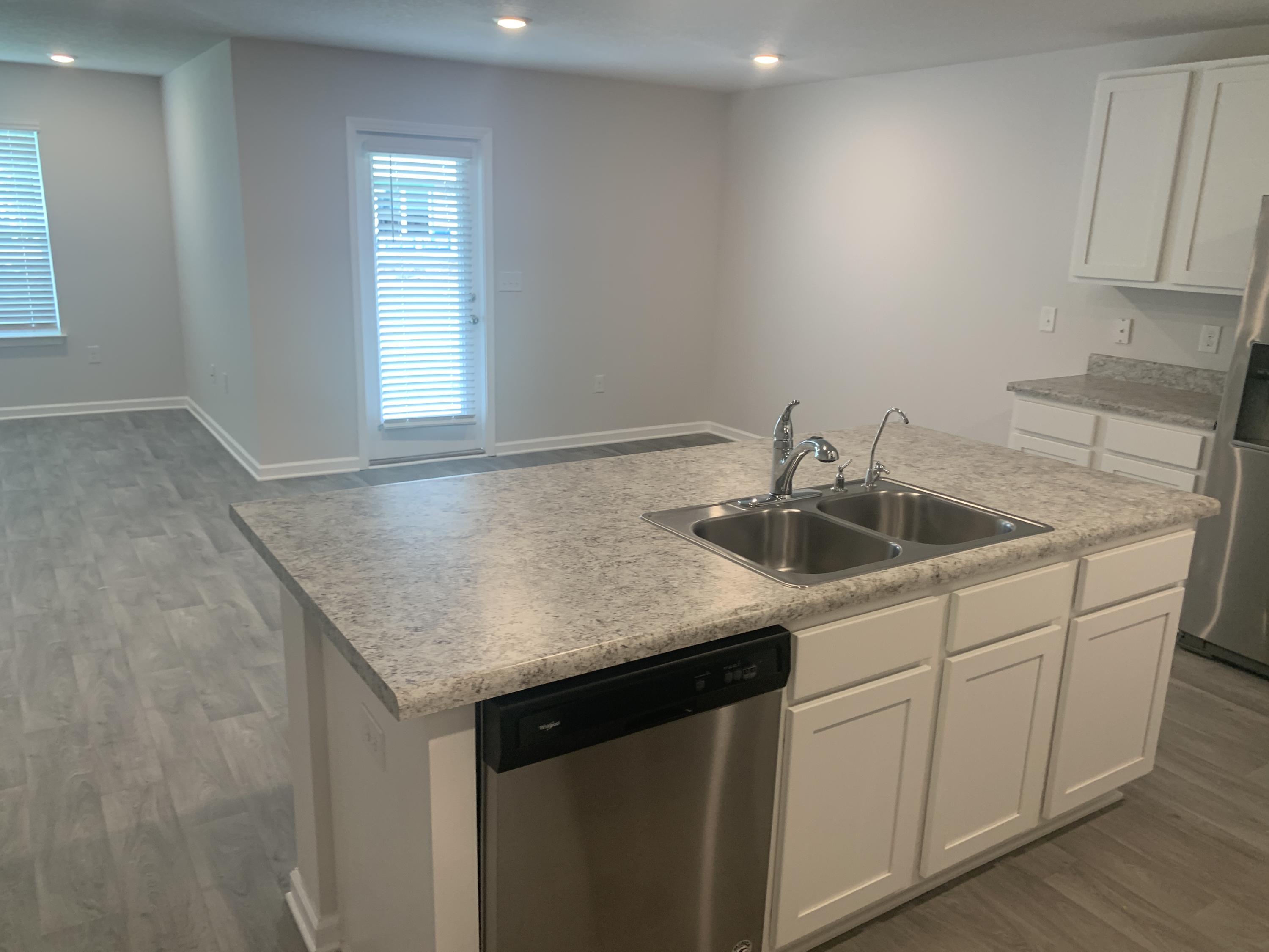 MILL COTTAGES AT HAMMOCK BAY - Residential Lease