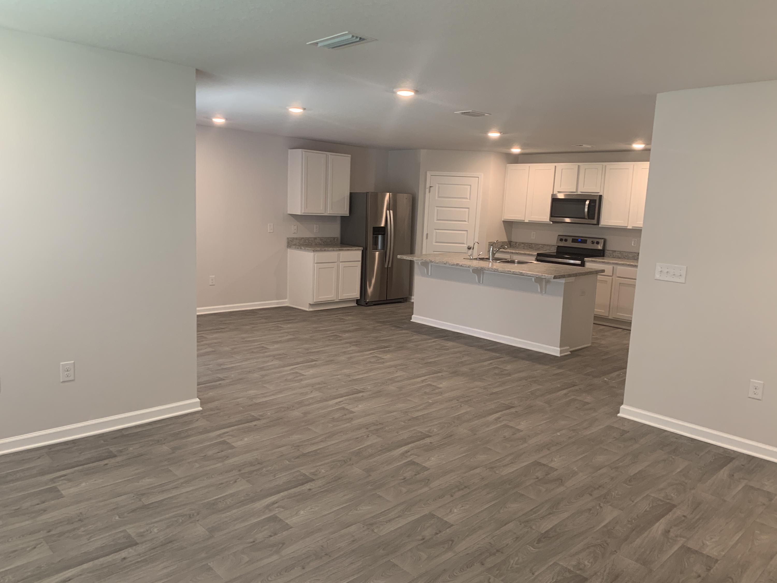 MILL COTTAGES AT HAMMOCK BAY - Residential Lease