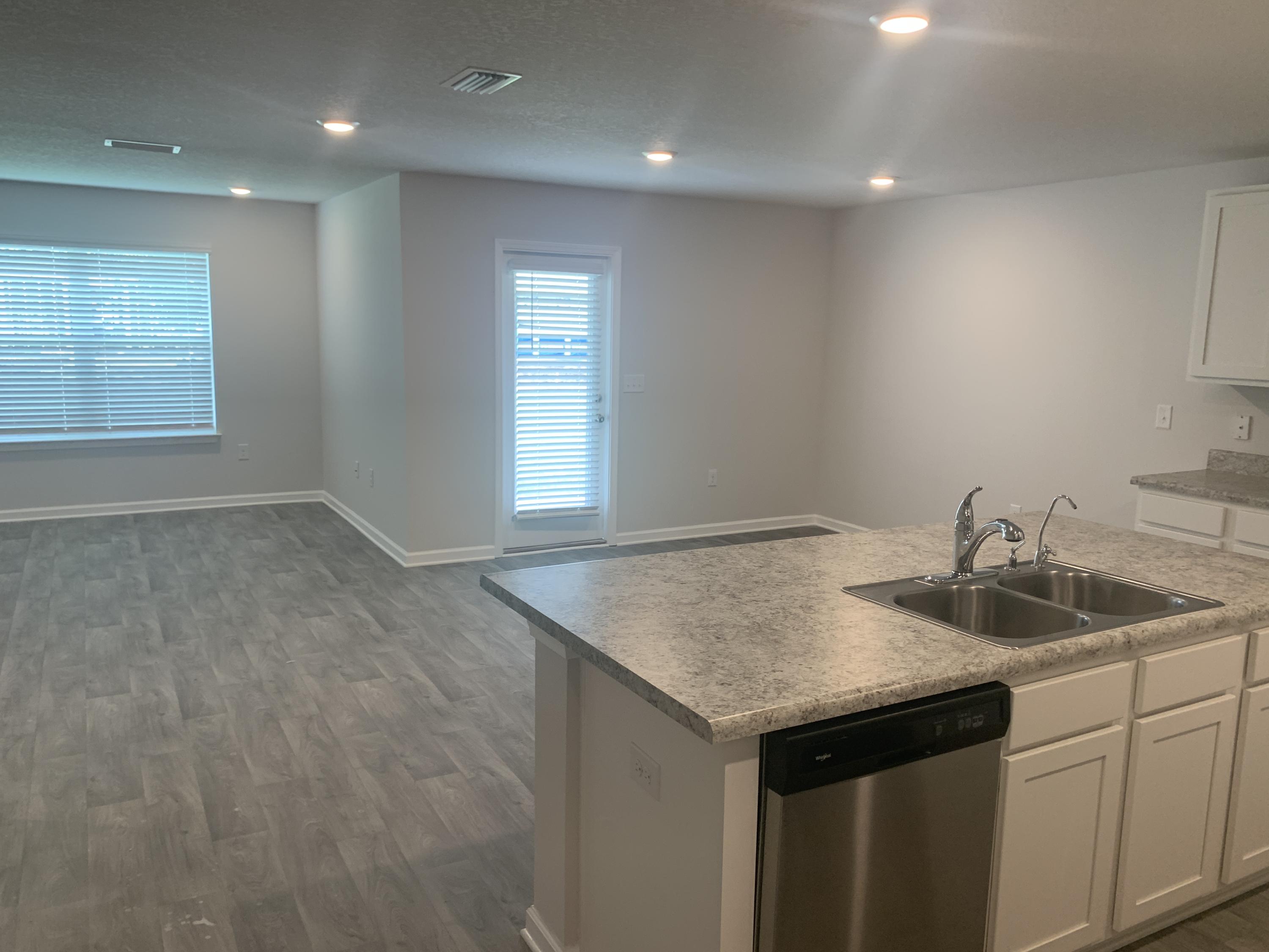 MILL COTTAGES AT HAMMOCK BAY - Residential Lease