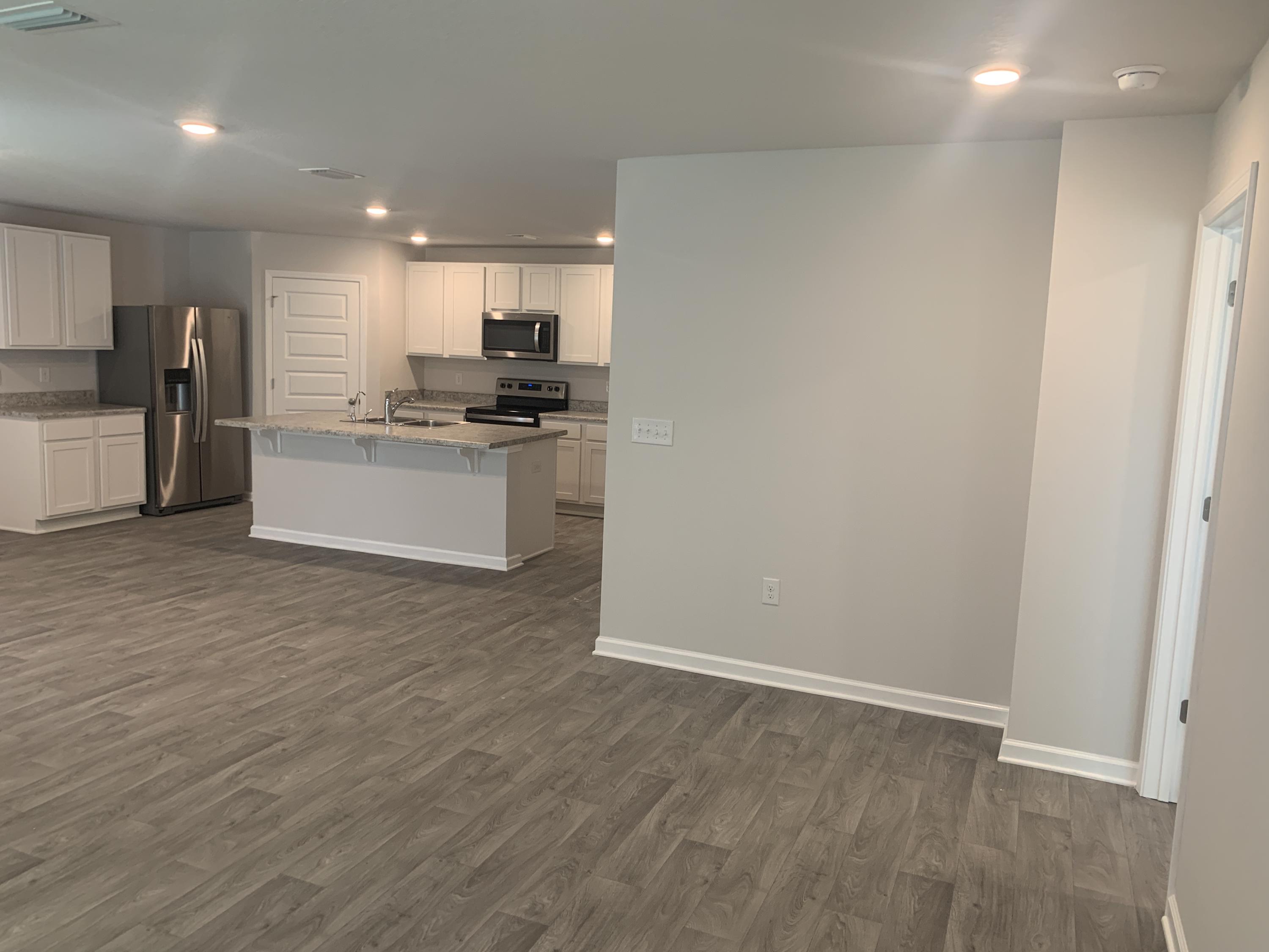 MILL COTTAGES AT HAMMOCK BAY - Residential Lease