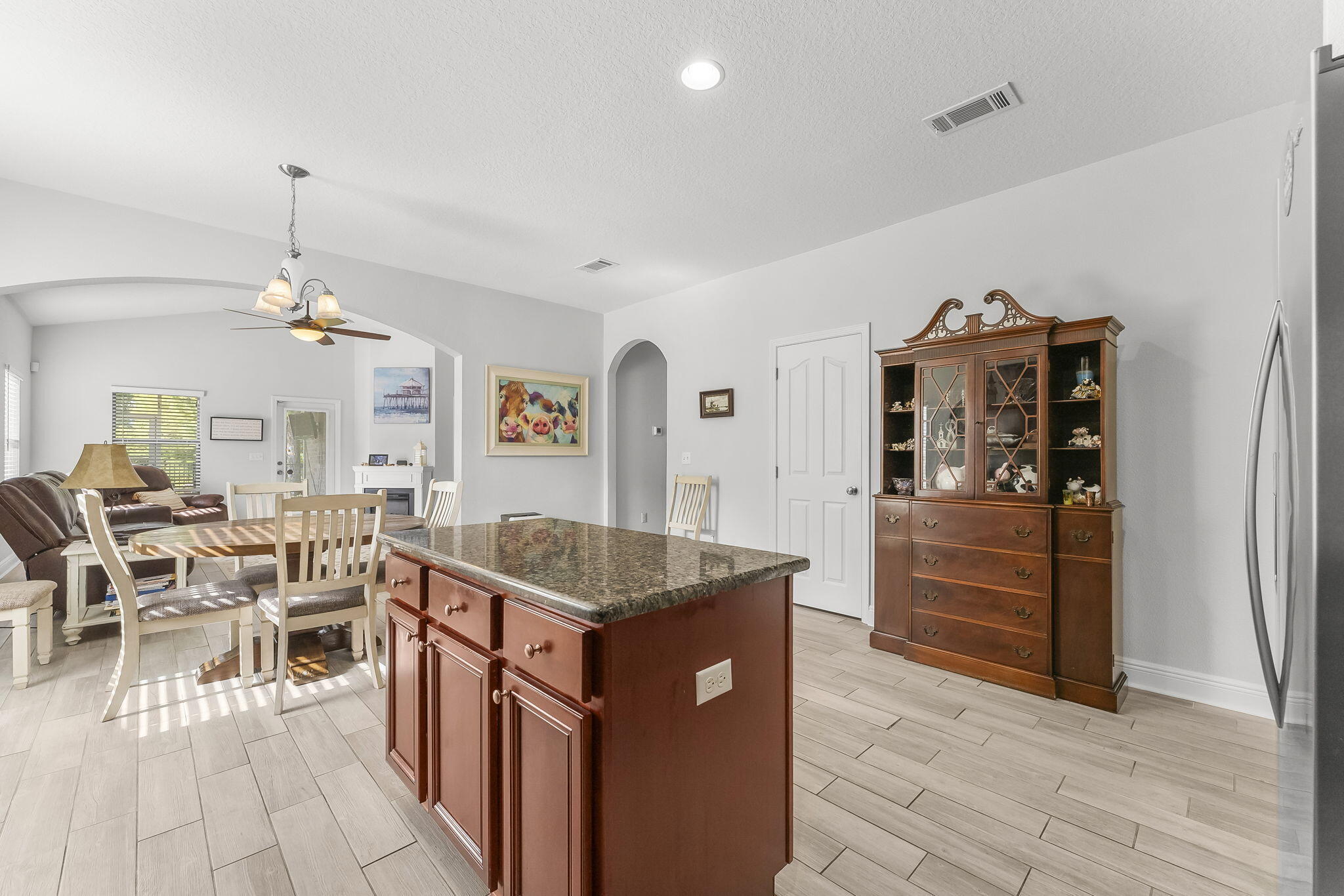 HAMMOCK BAY - Residential Lease