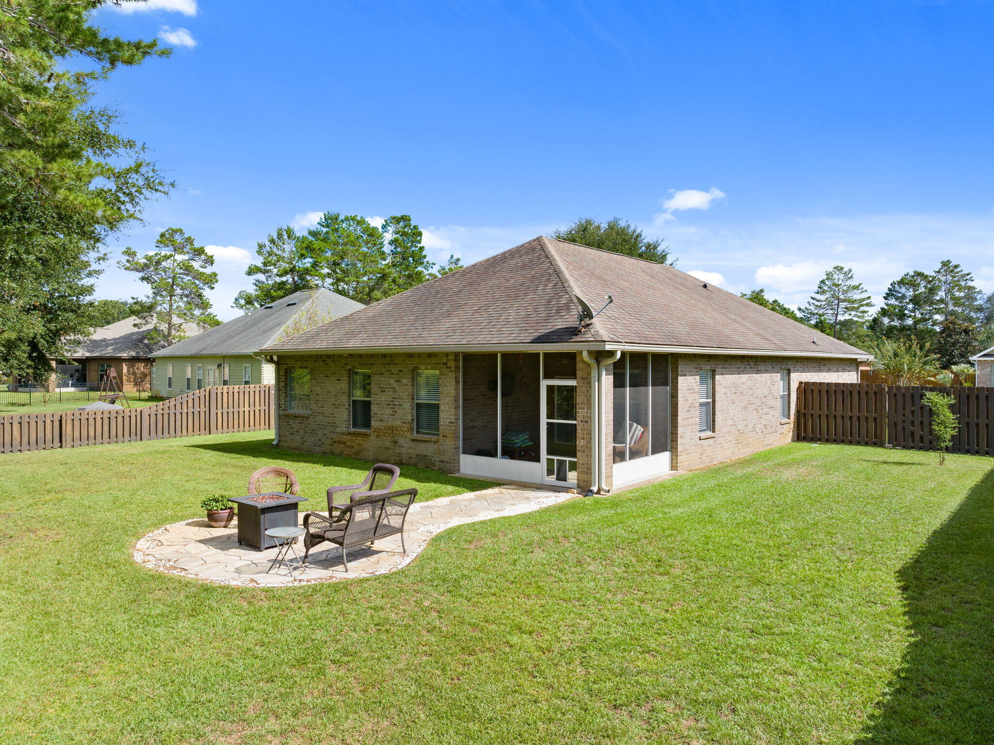 HAMMOCK BAY - Residential Lease