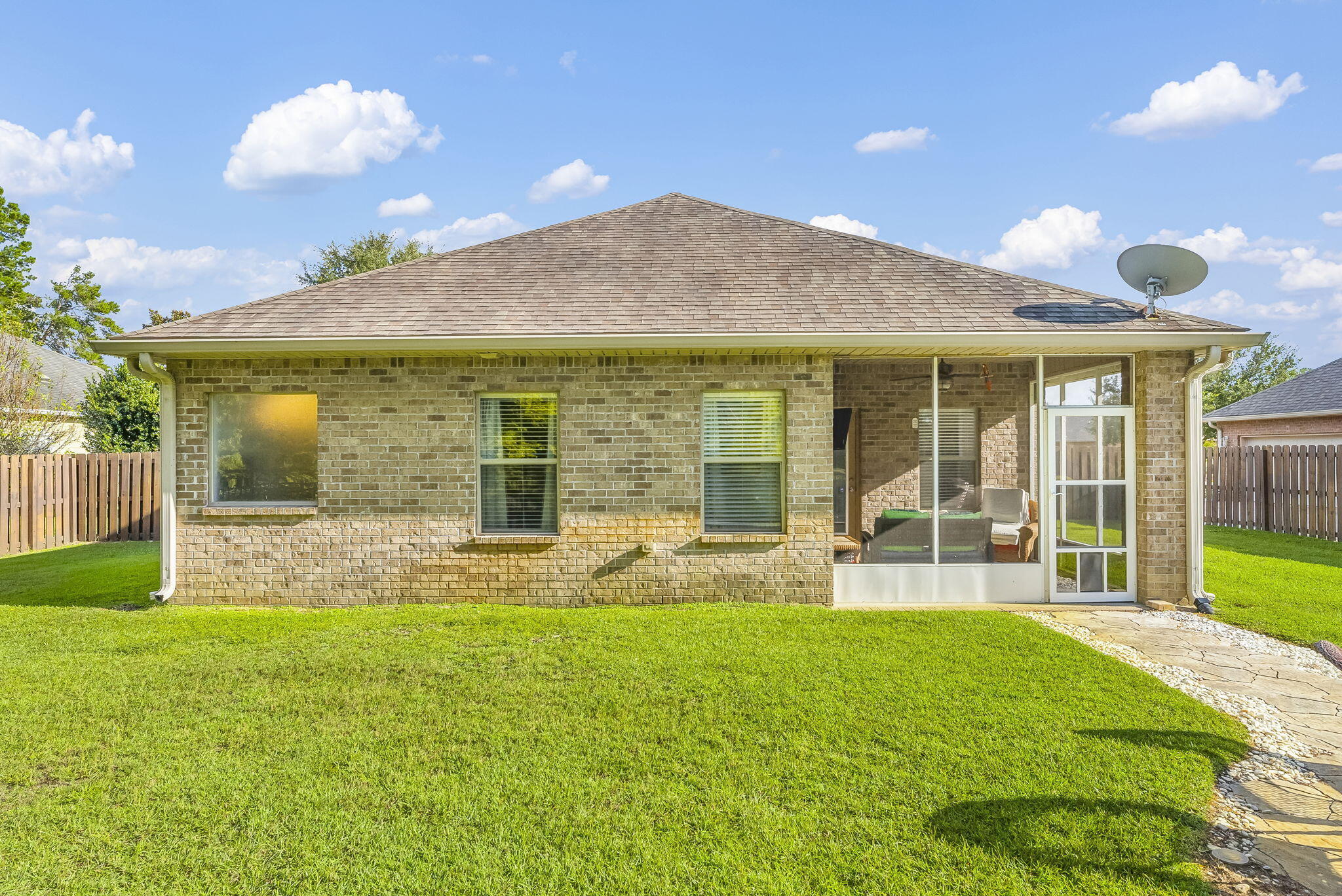 HAMMOCK BAY - Residential Lease