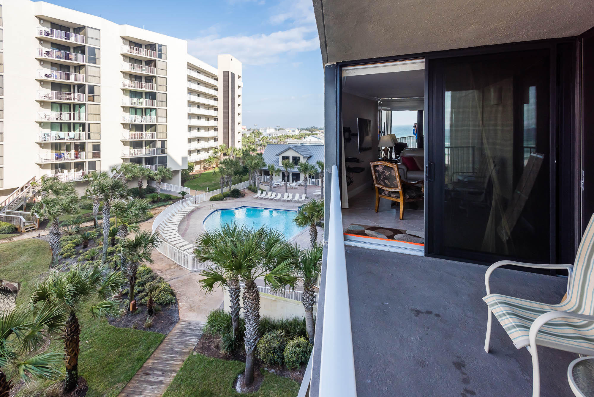 Mainsail Condo Phase 1 - Residential