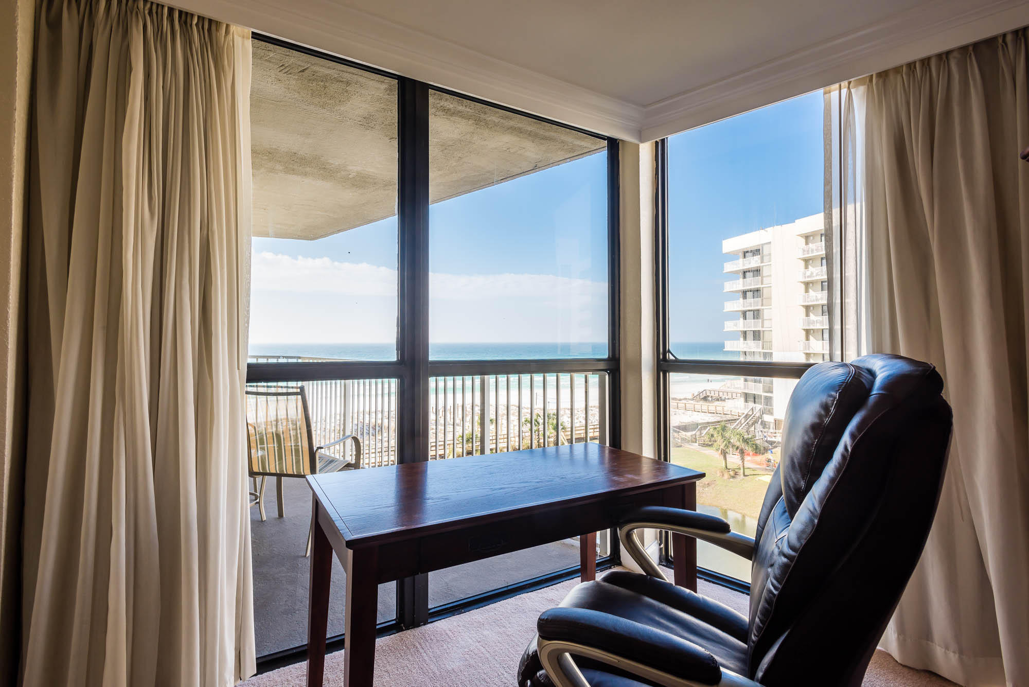 Mainsail Condo Phase 1 - Residential