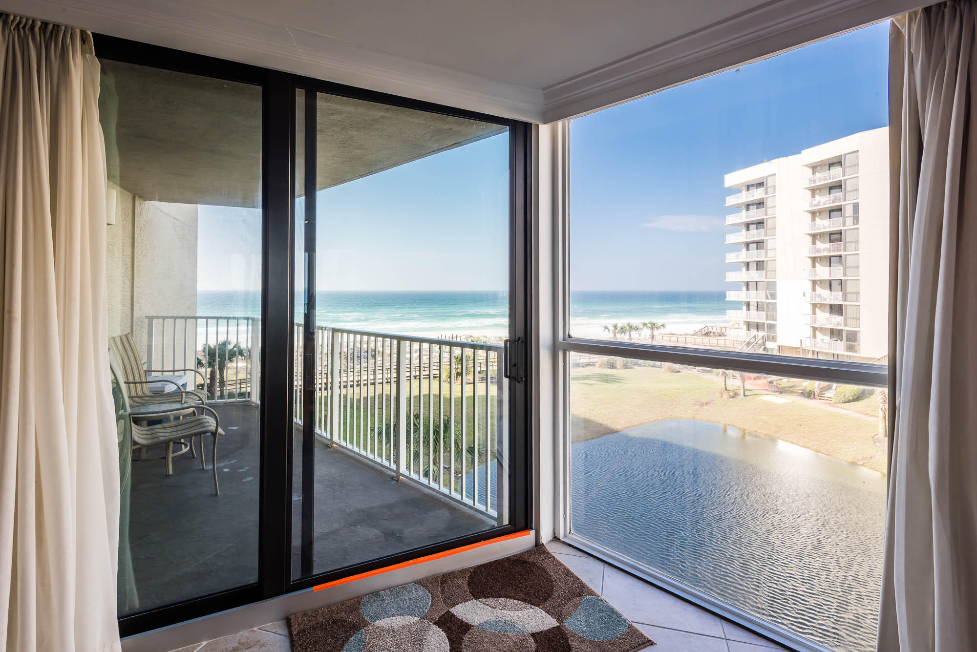 Mainsail Condo Phase 1 - Residential