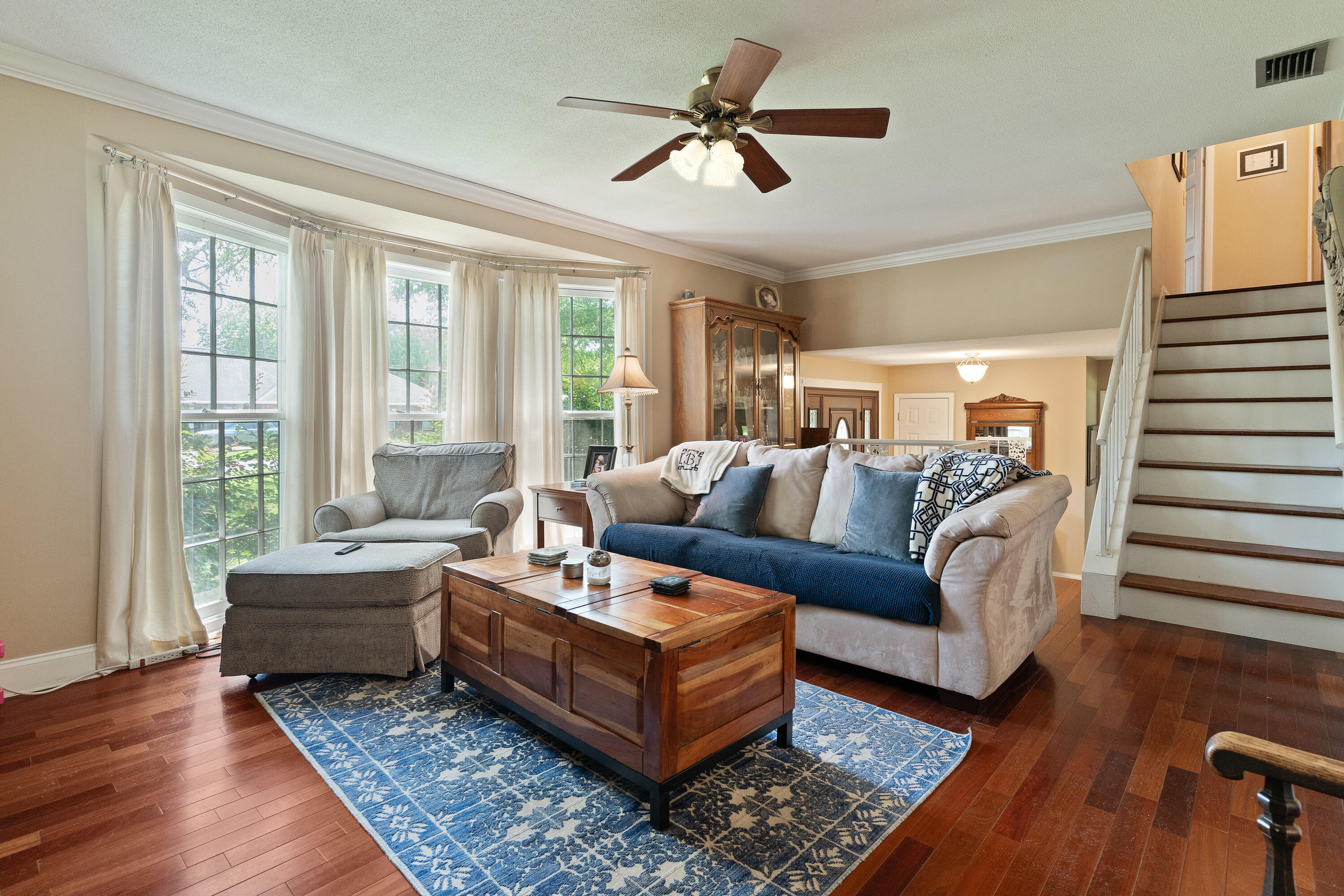 COUNTRY CLUB EST - Residential