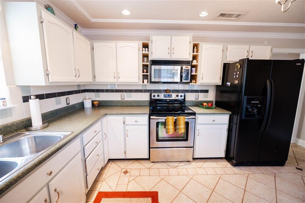 VALPARAISO P/C #6 LOT 11 BLK 115 - Residential