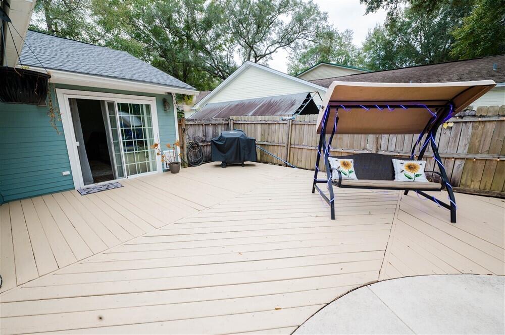 VALPARAISO P/C #6 LOT 11 BLK 115 - Residential