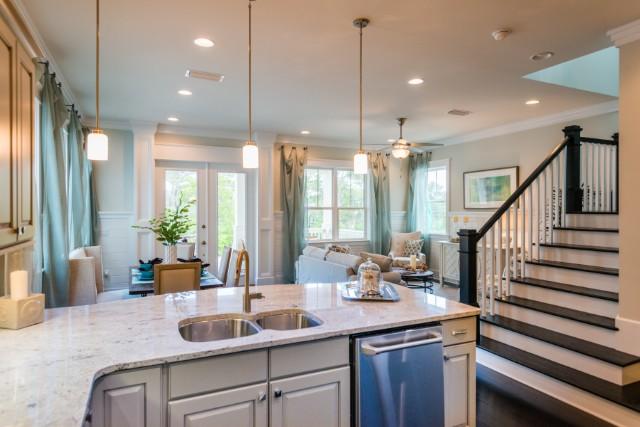 HIGHLAND PARKS - Residential