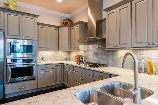 HIGHLAND PARKS - Residential