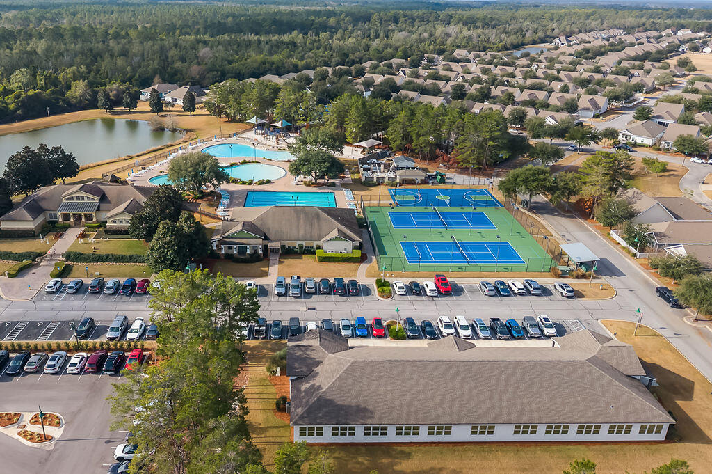 HAMMOCK BAY - Residential