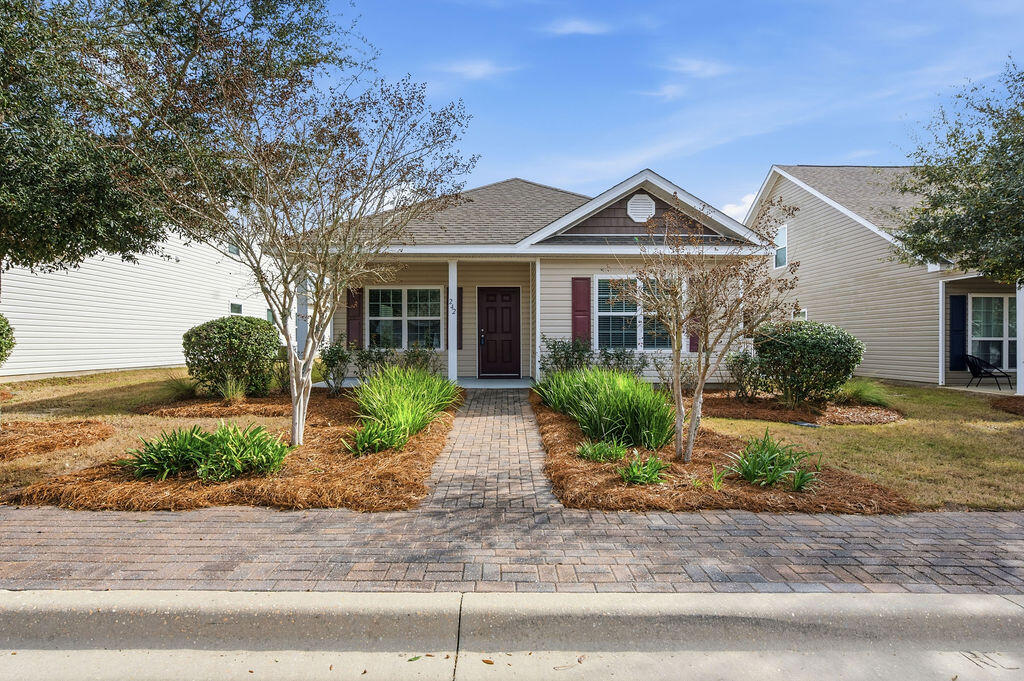 HAMMOCK BAY - Residential