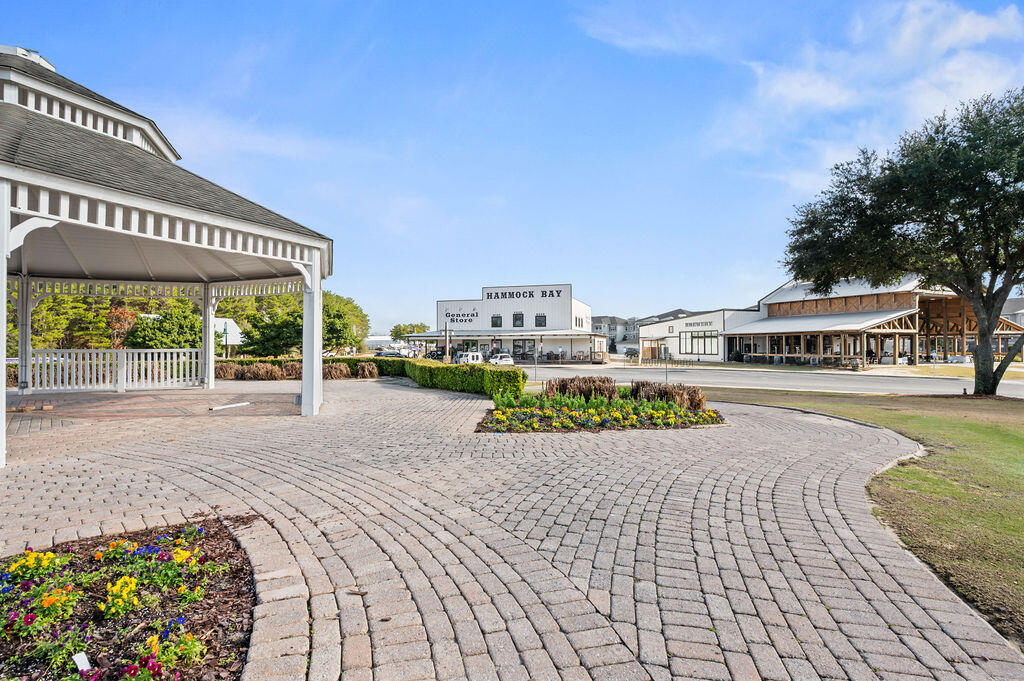 HAMMOCK BAY - Residential