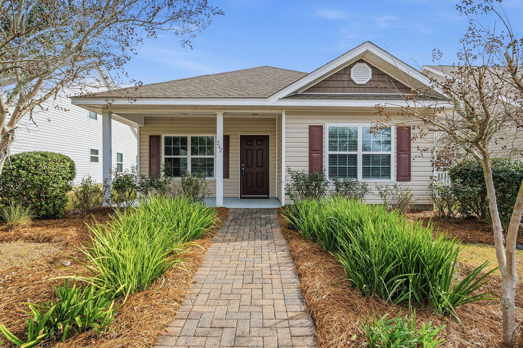 HAMMOCK BAY - Residential