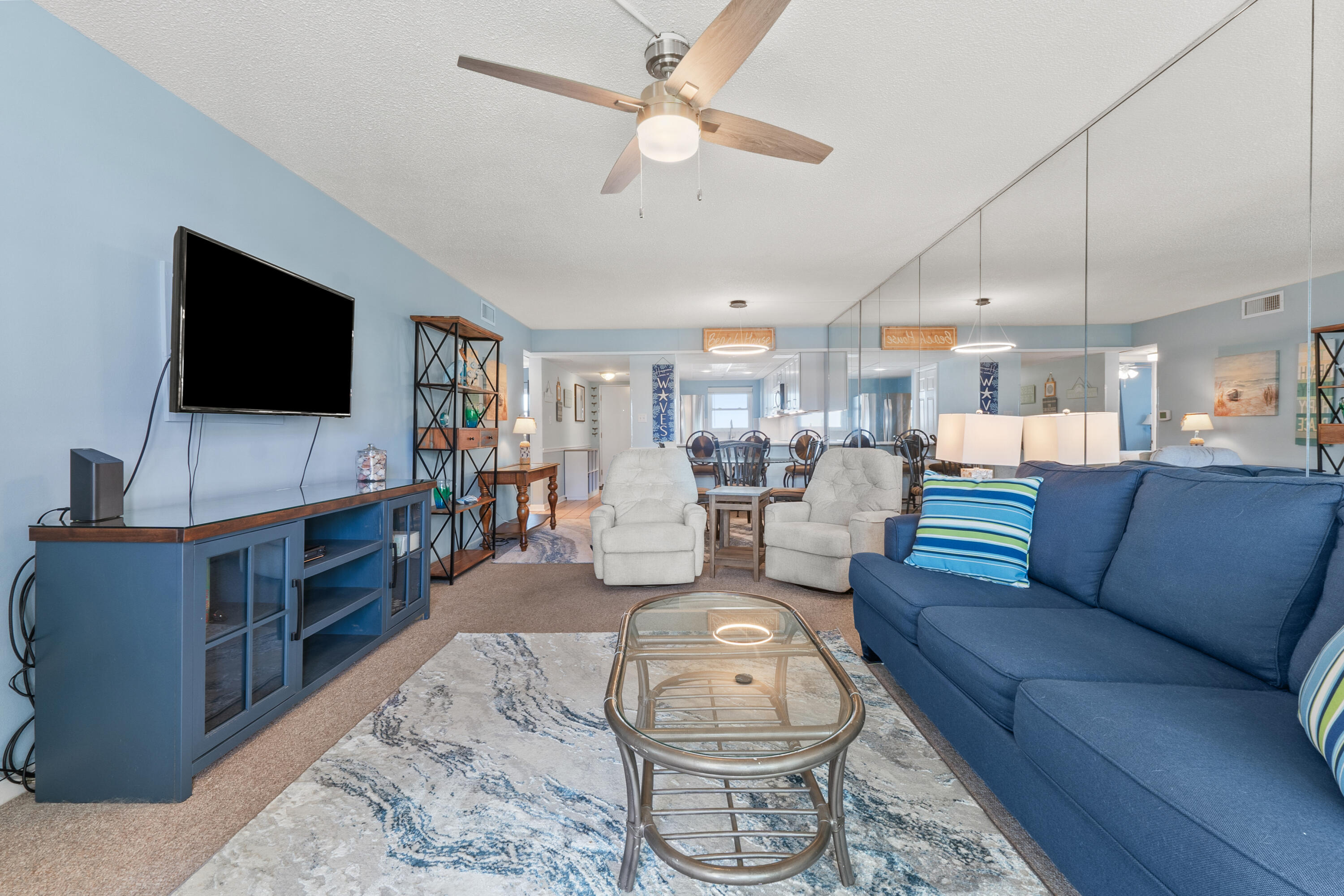 EL MATADOR CONDO - Residential