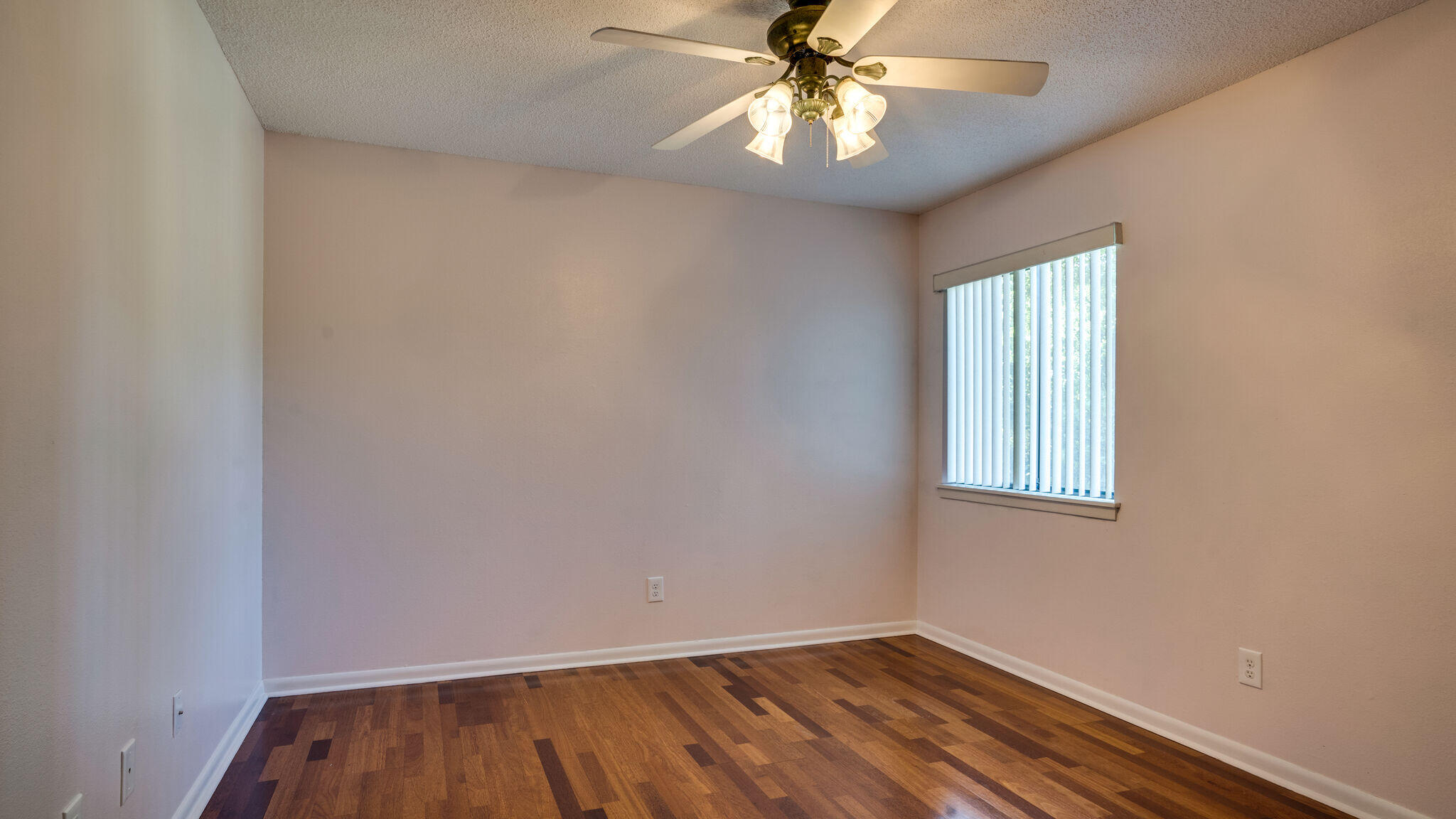 ROCKYWOOD PH 2 - Residential Lease