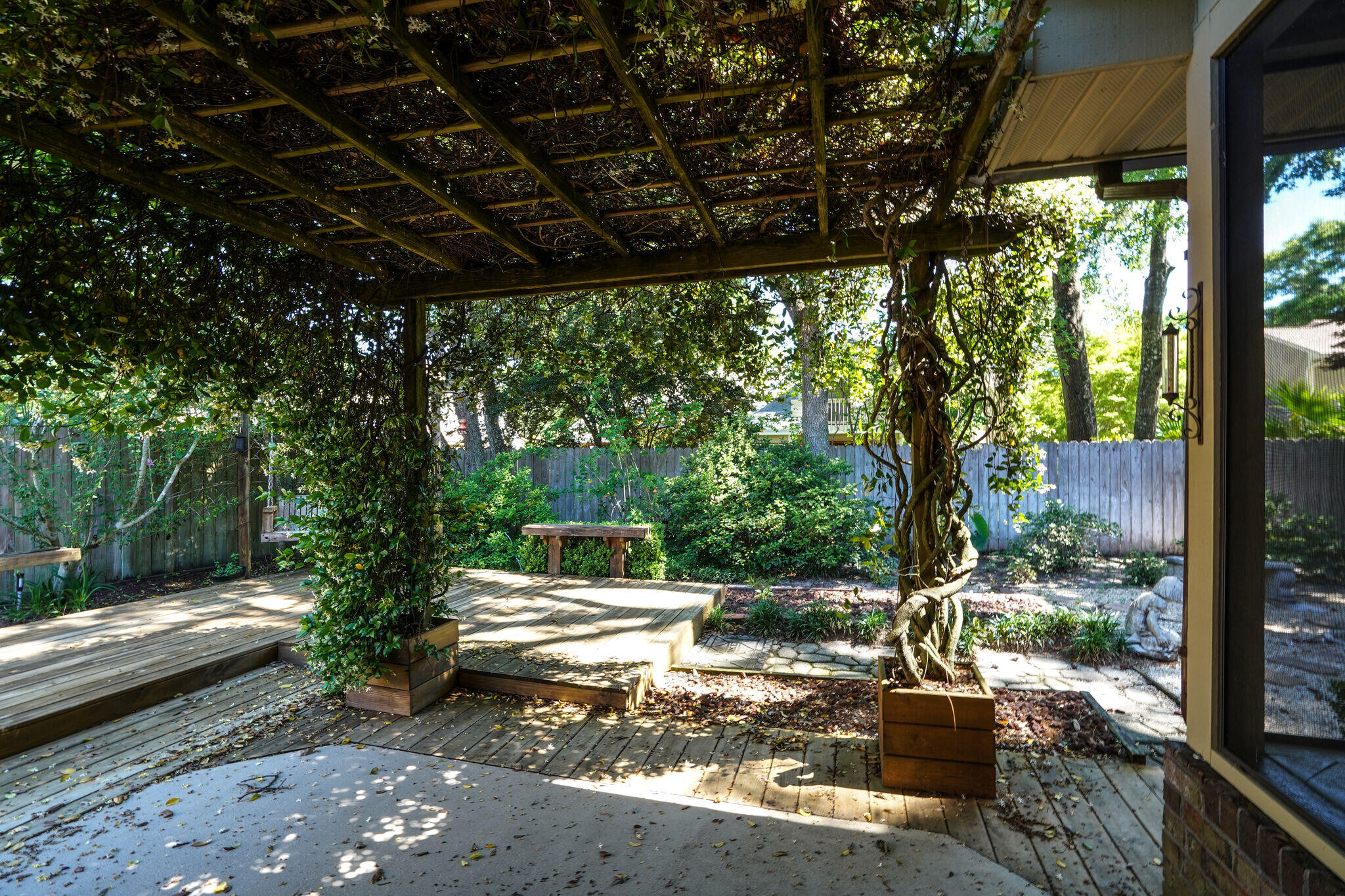 ROCKYWOOD PH 2 - Residential Lease