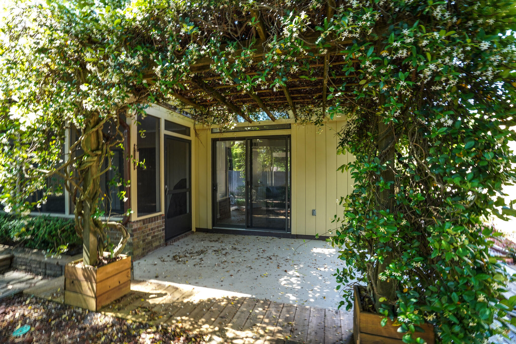 ROCKYWOOD PH 2 - Residential Lease