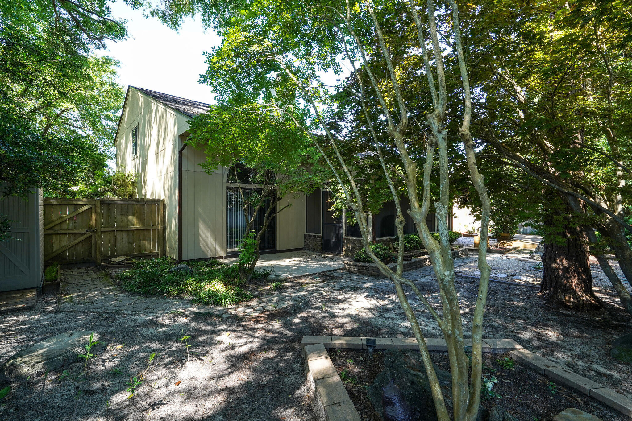 ROCKYWOOD PH 2 - Residential Lease