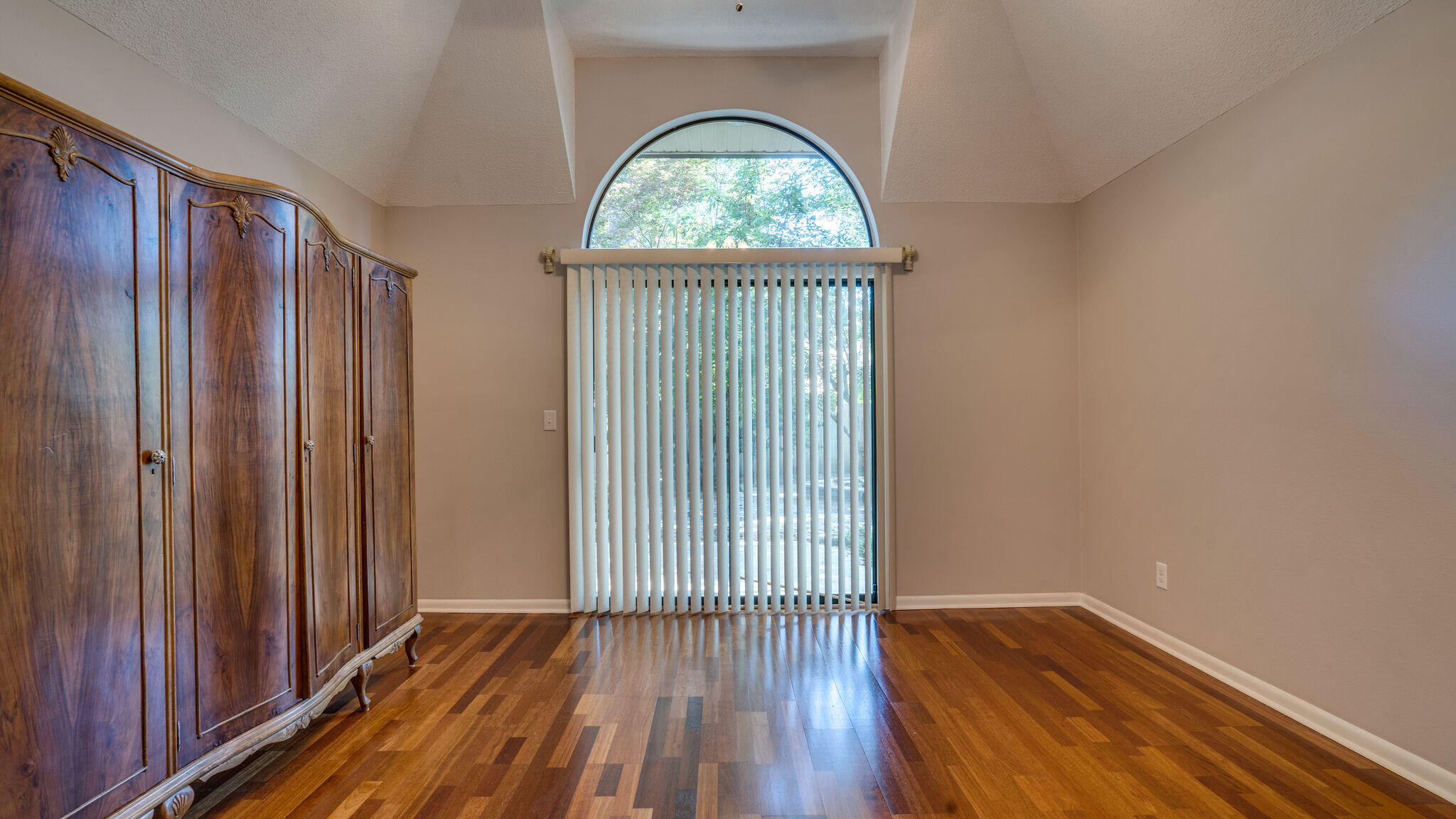 ROCKYWOOD PH 2 - Residential Lease