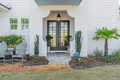 A home in Santa Rosa Beach