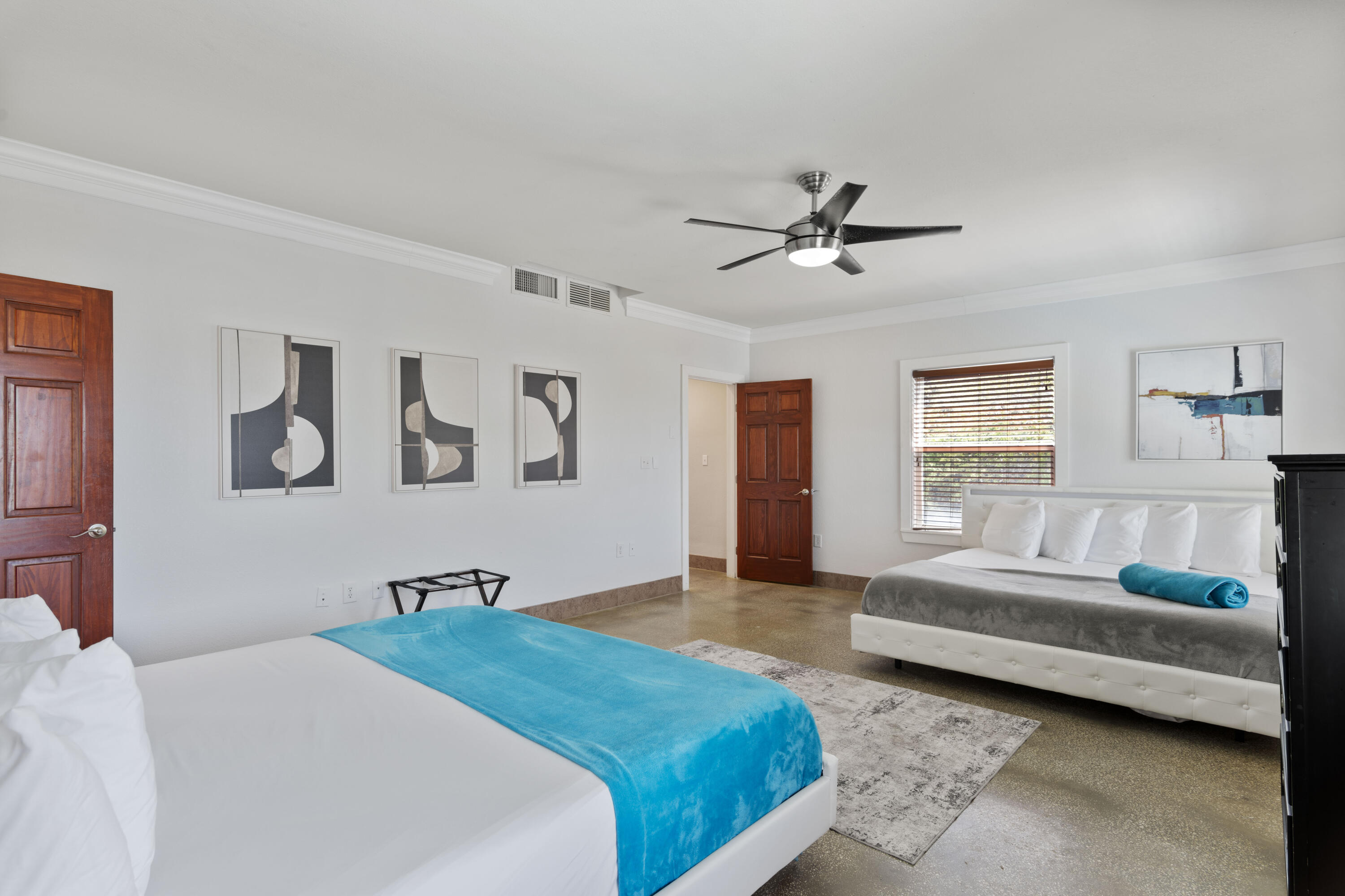 BID-A-WEE S/D - Residential