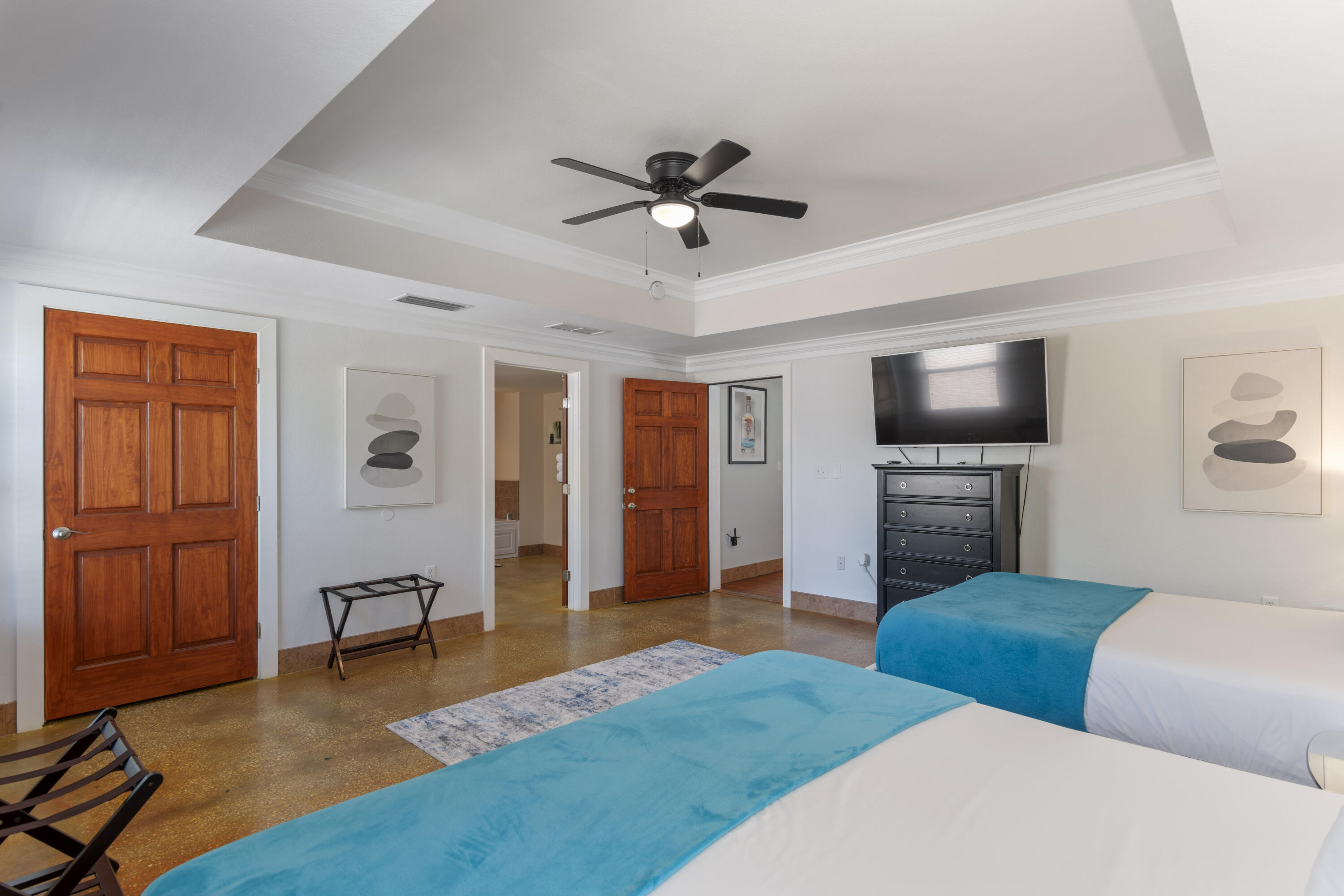BID-A-WEE S/D - Residential