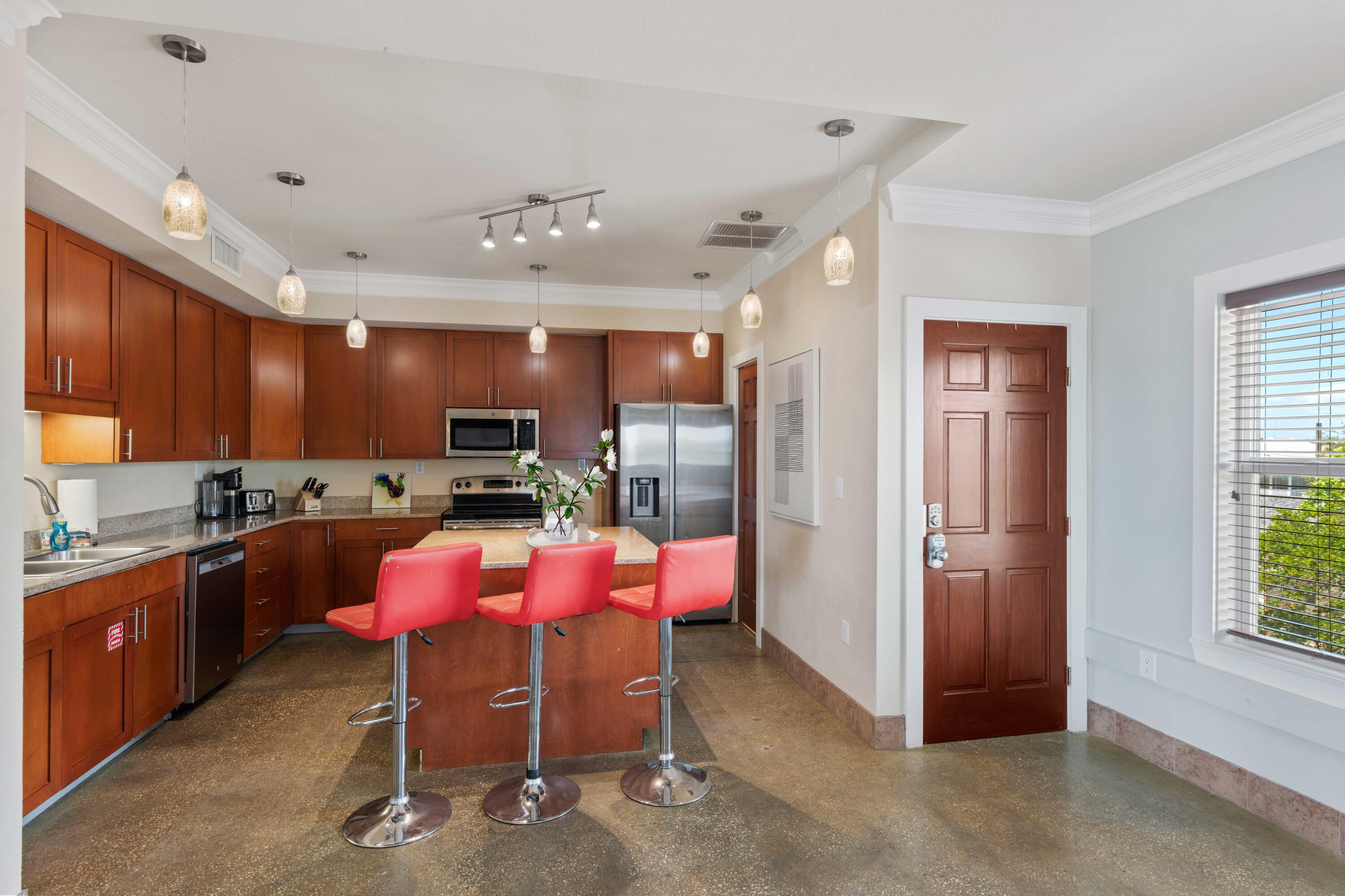 BID-A-WEE S/D - Residential